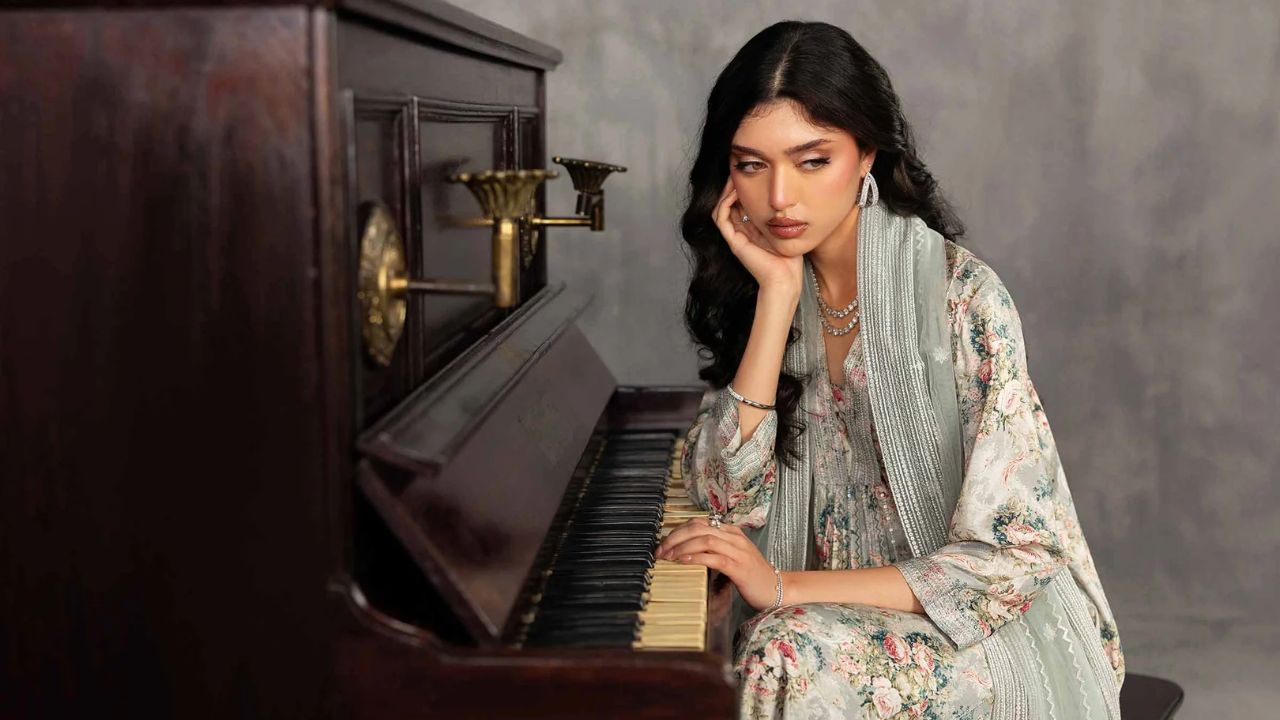 Ready-to-Wear Pakistani Dresses for Eid al-Adha by Nishat