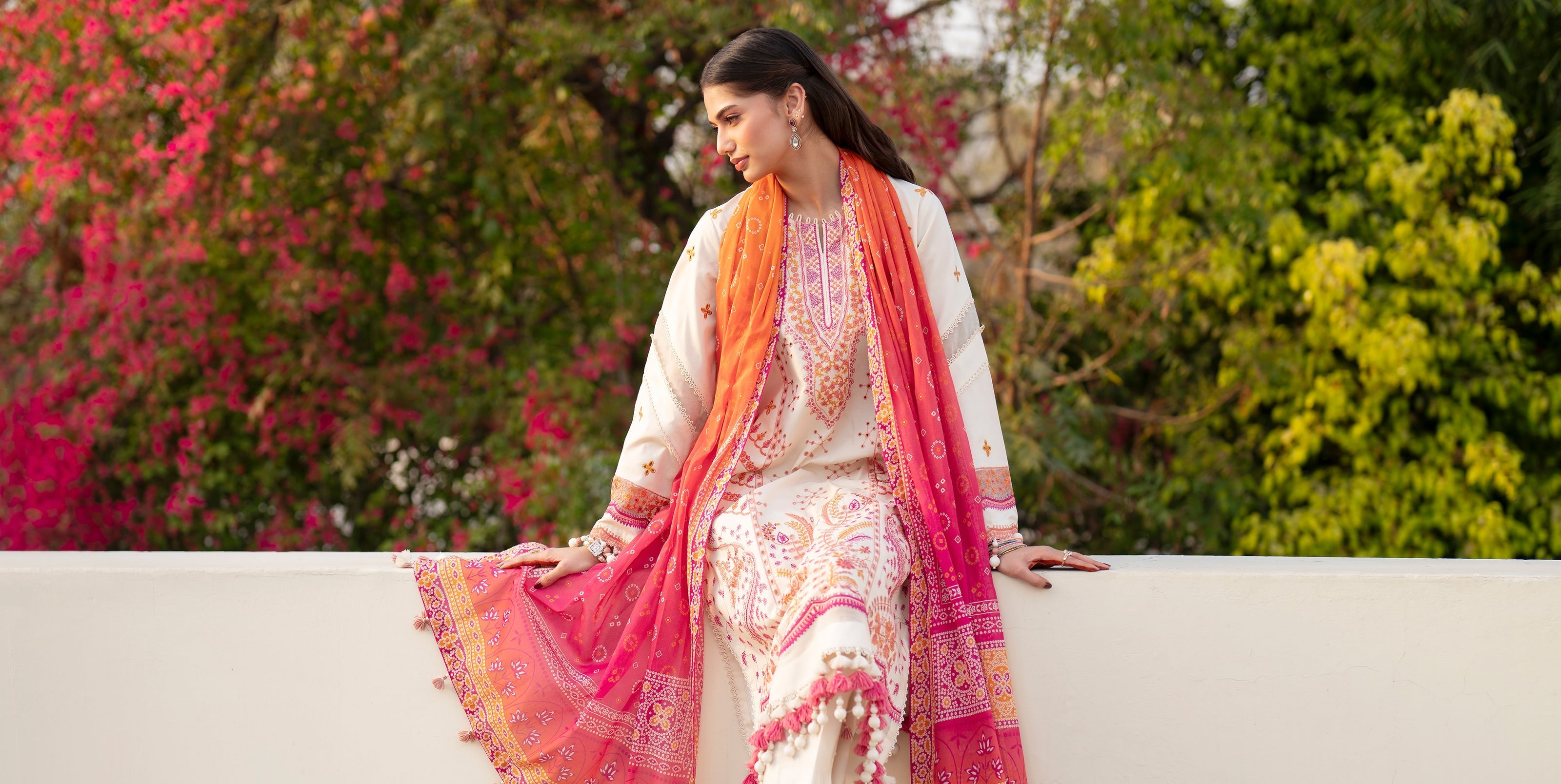 Nishat UAE’s Unstitched Suits