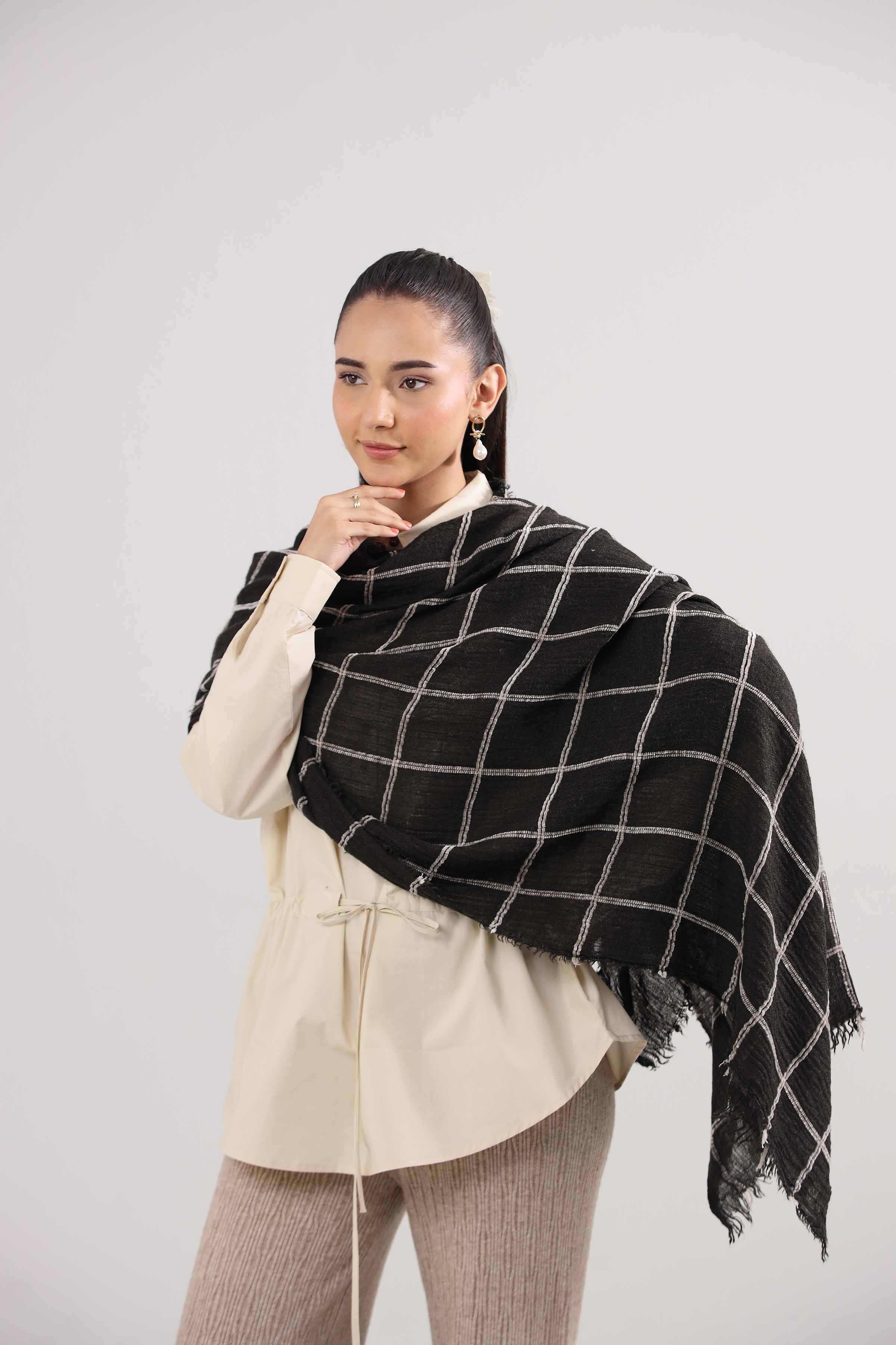 Black Women Shawl - 439642103