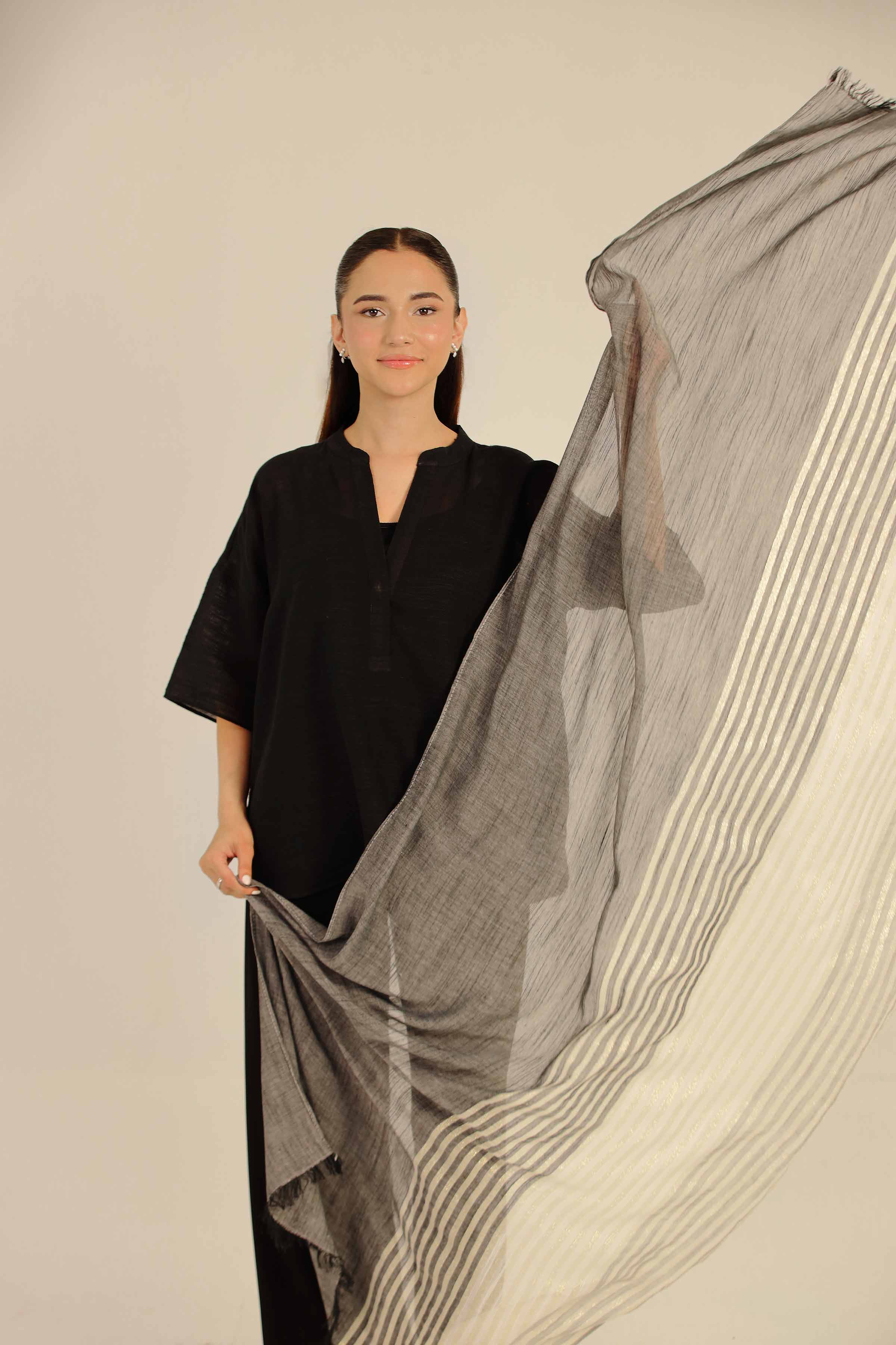 Grey Women Scarf - 442462111