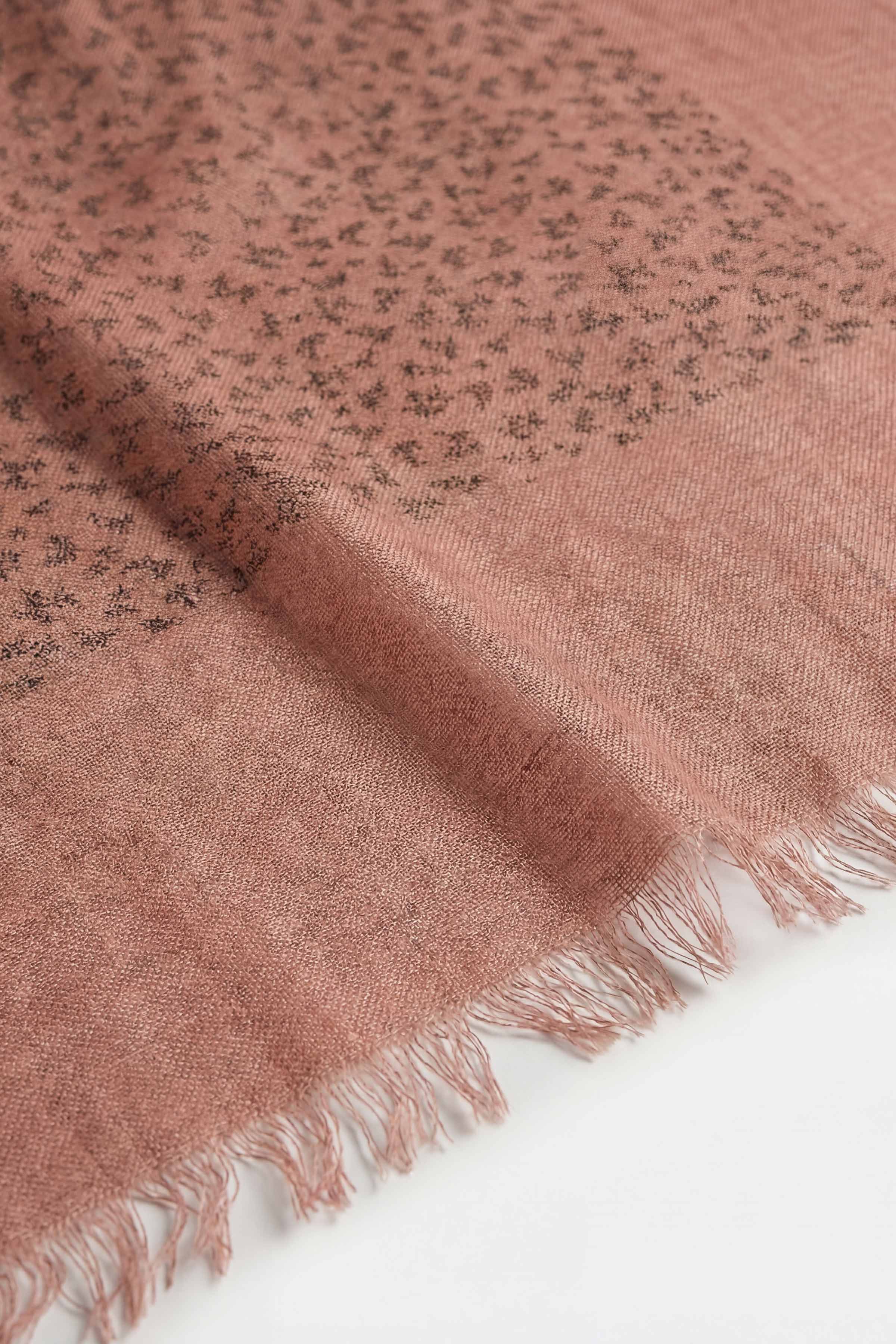 Red Women Scarf - 447352101