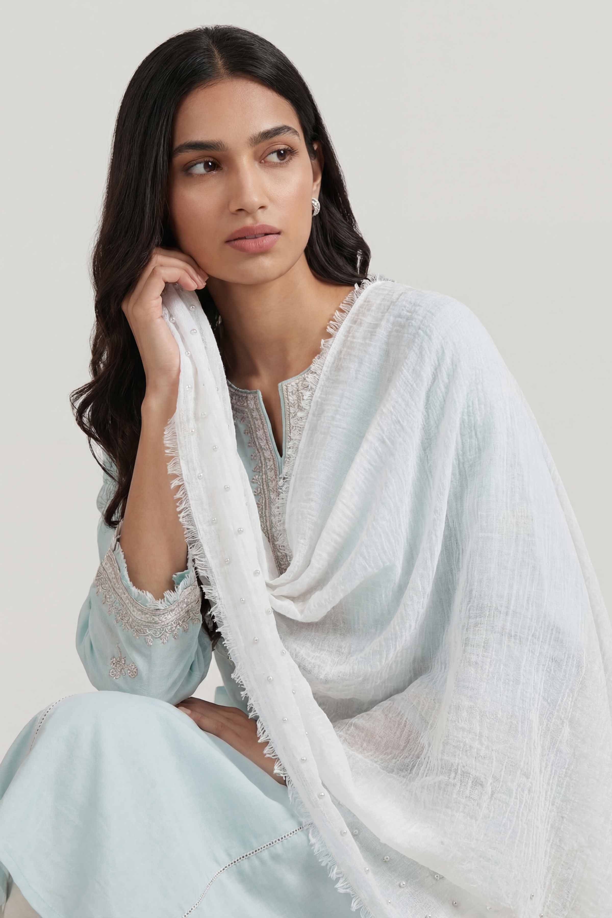White Women Scarf - 447362112