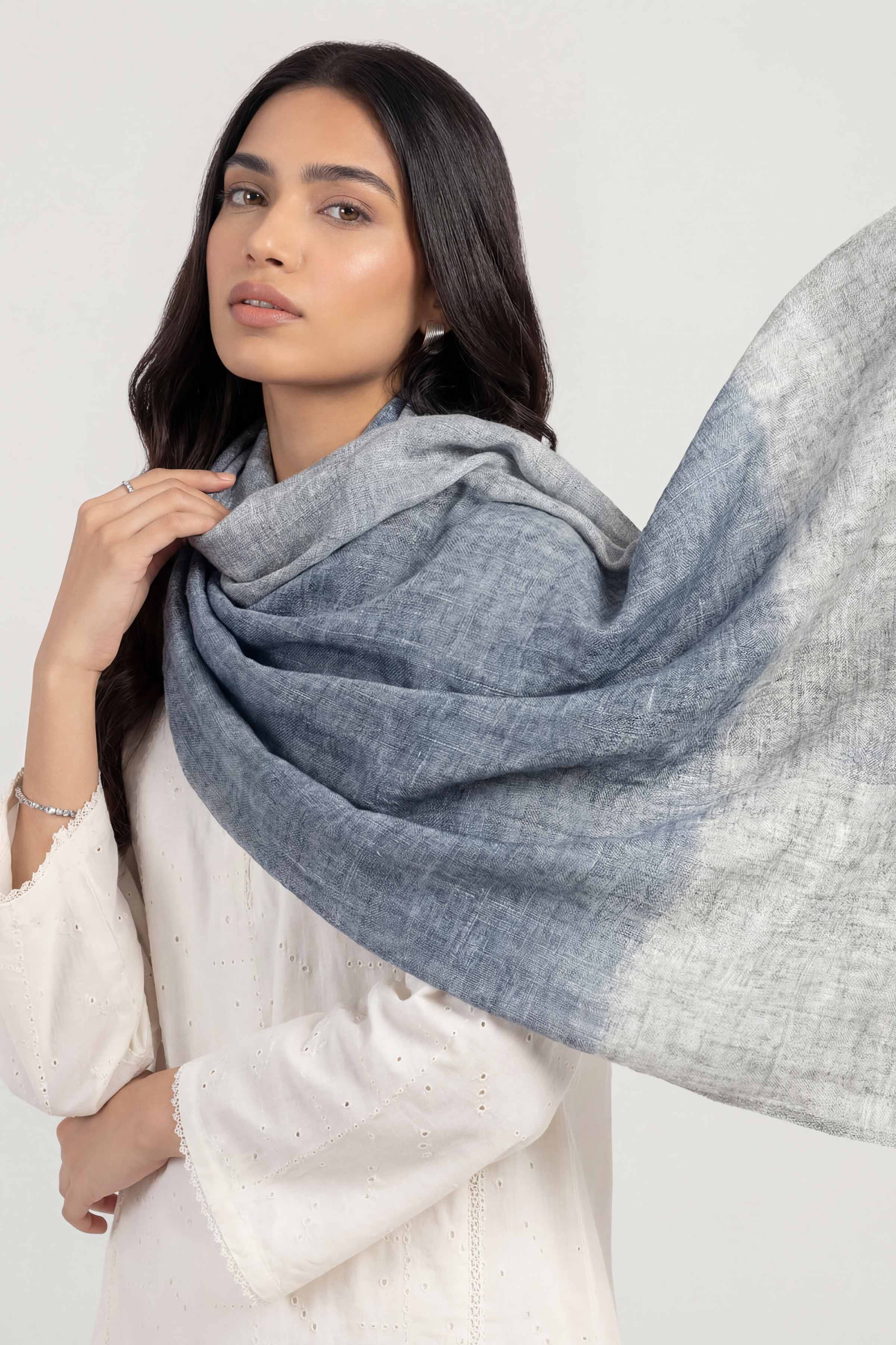 Blue Women Scarf - 447402108