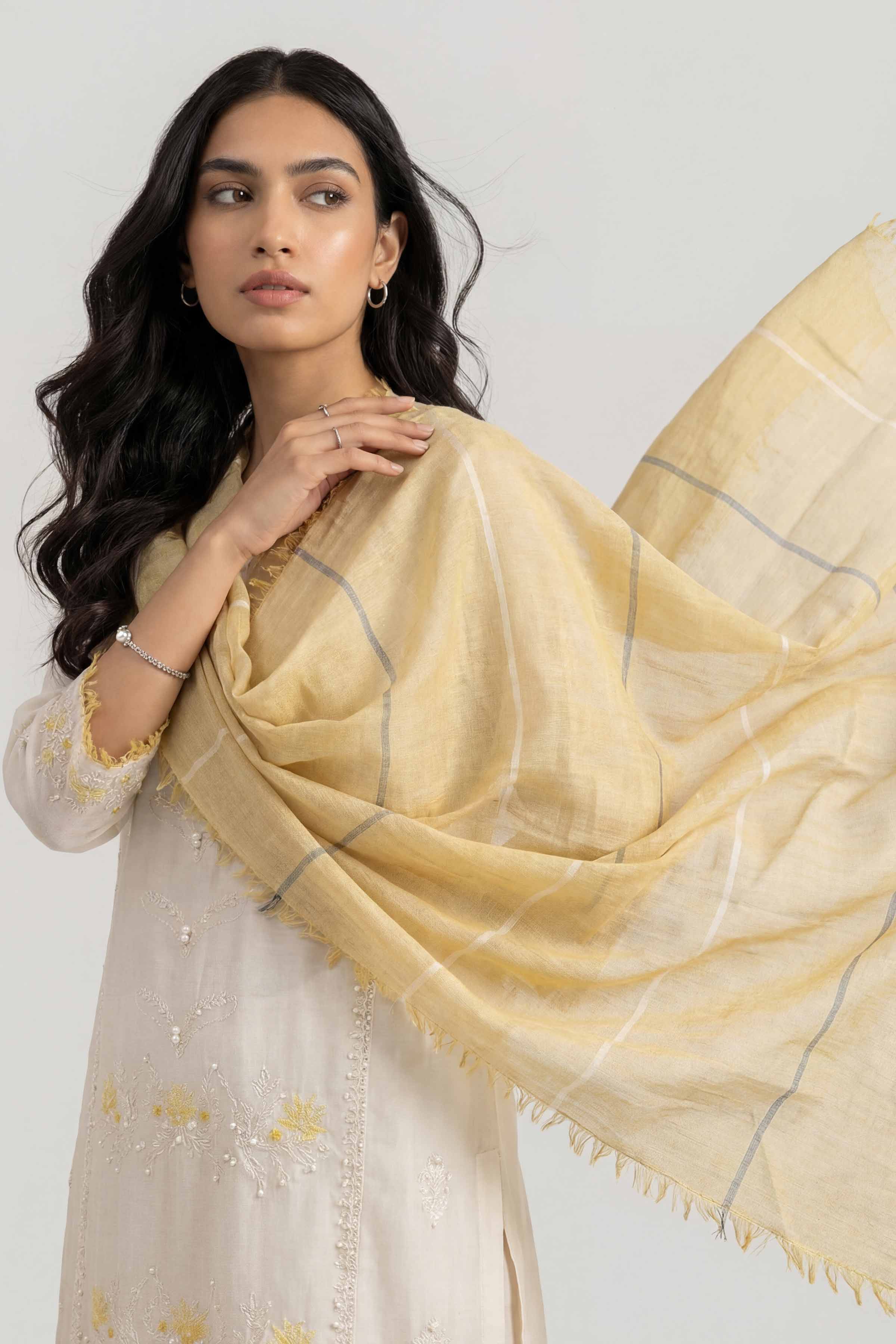 Off White Women Scarf - 447472107