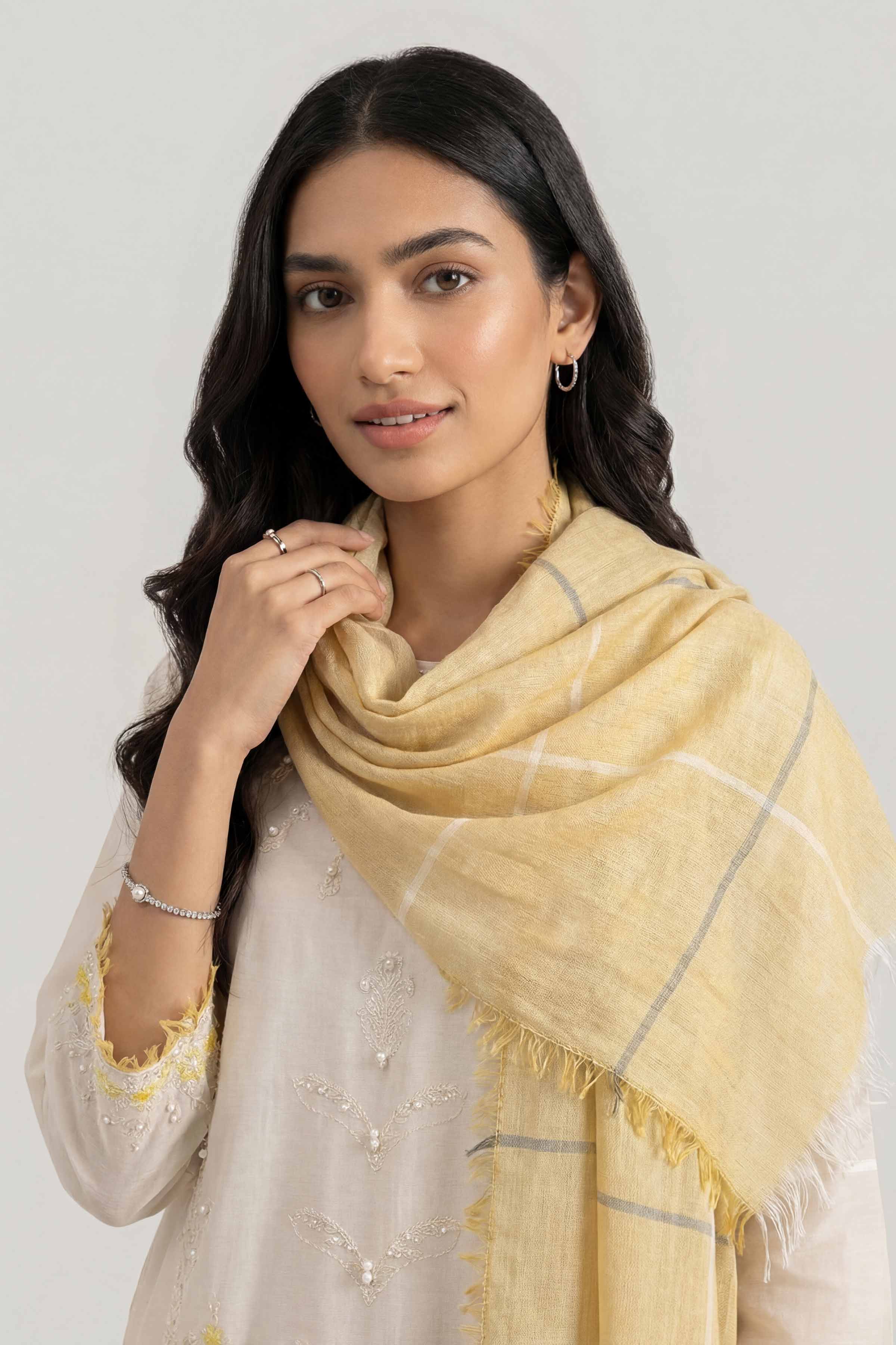 Off White Women Scarf - 447472107