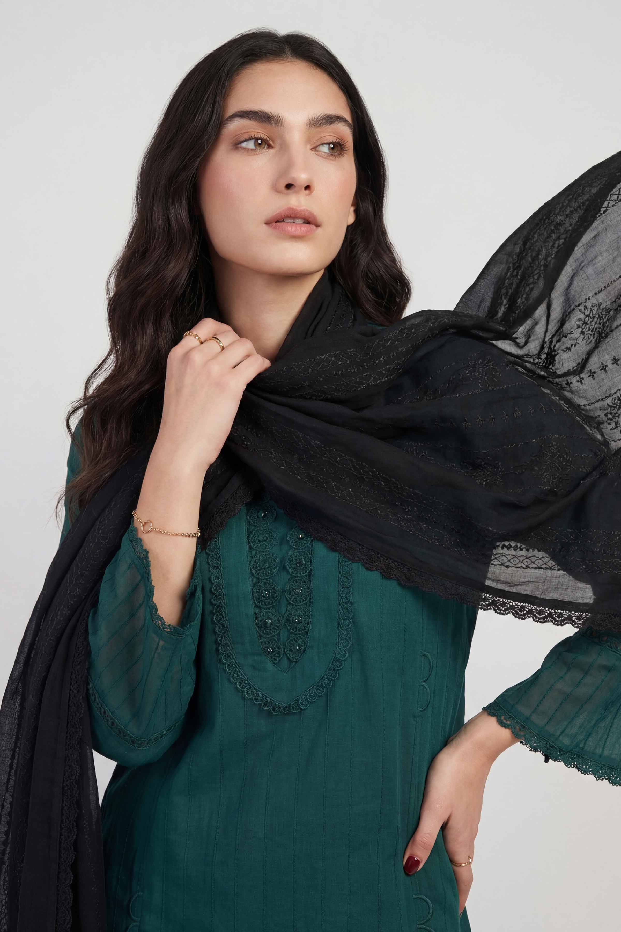 Black Women Scarf - 447492103