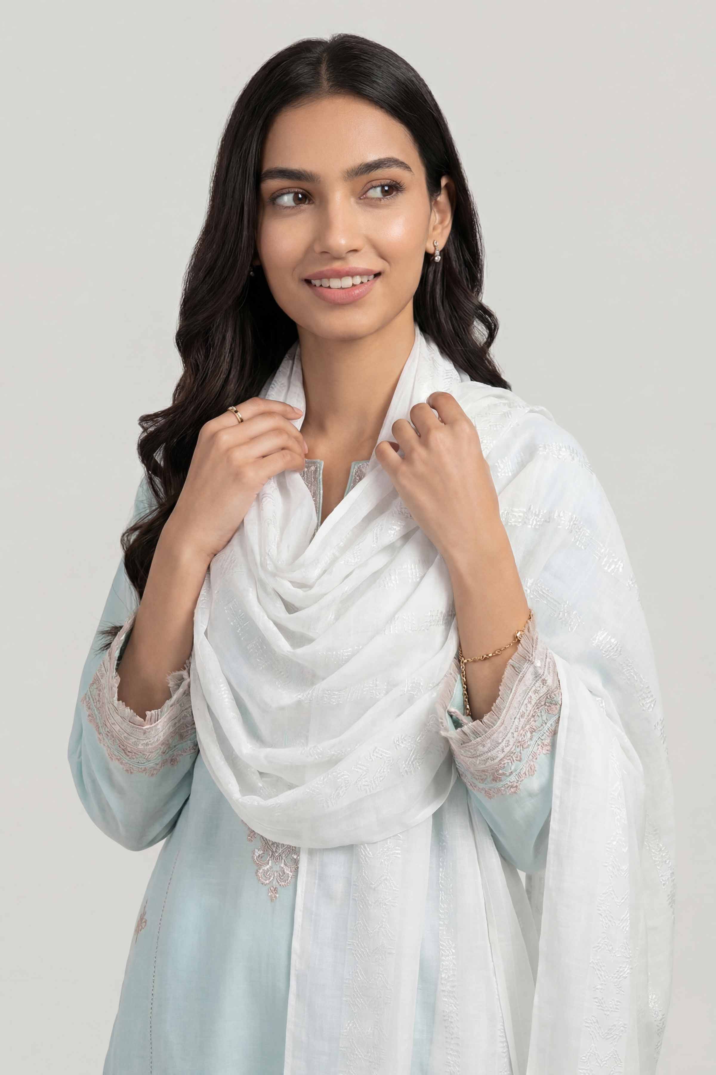 Off White Women Scarf - 447502107