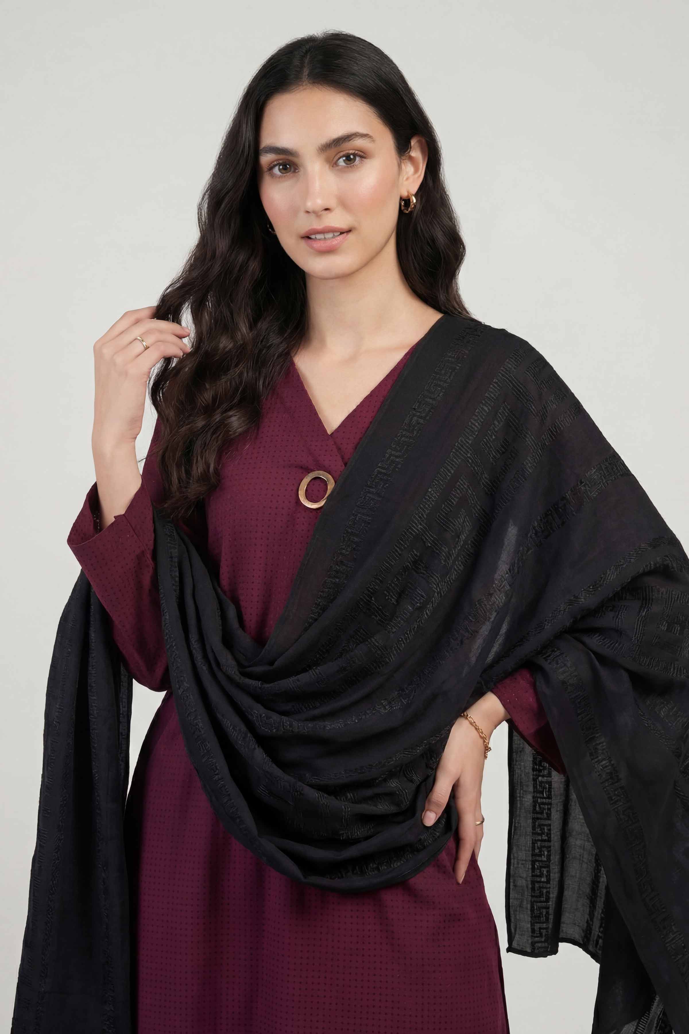Black Women Scarf - 447512103