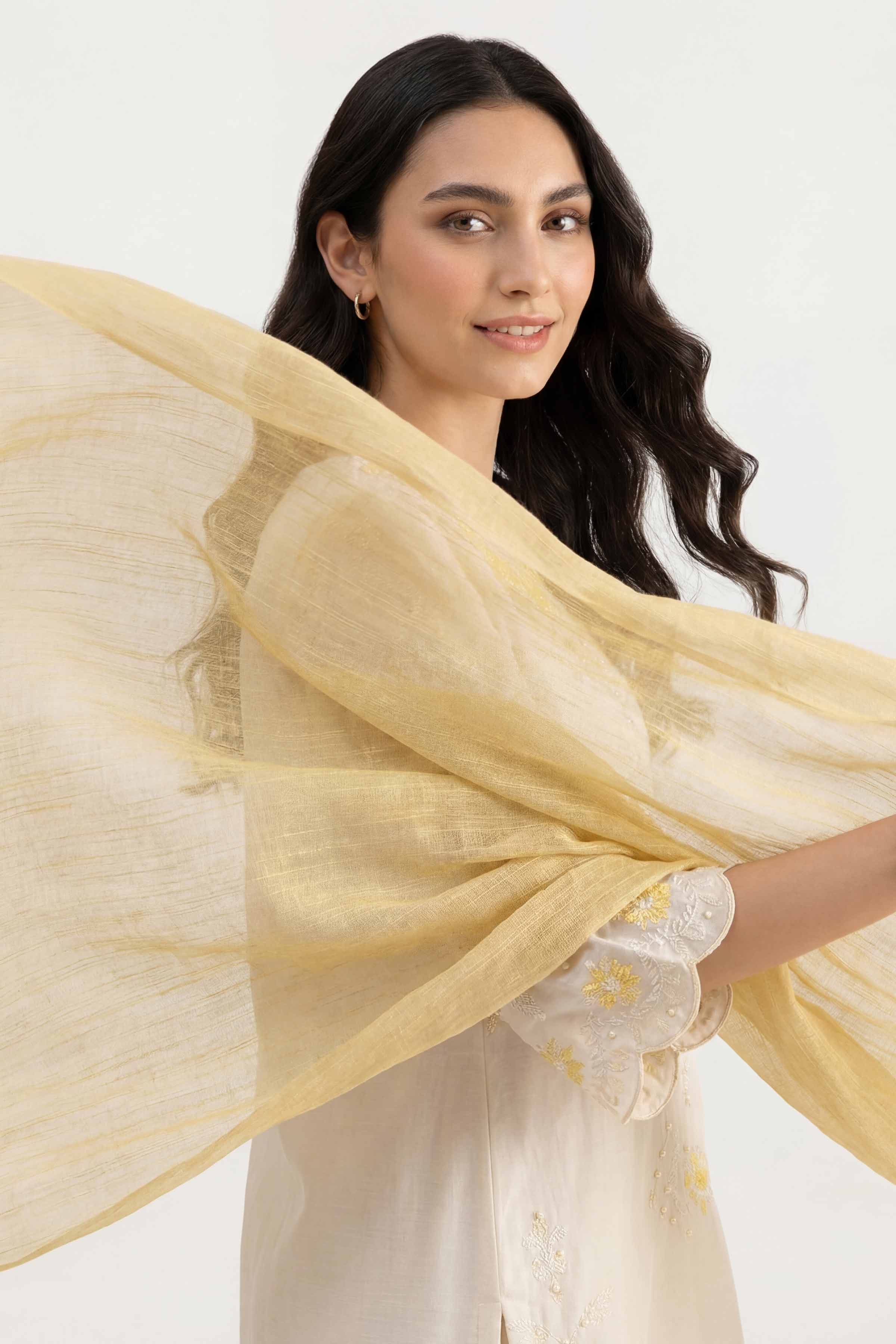 Yellow Women Scarf - 447522102