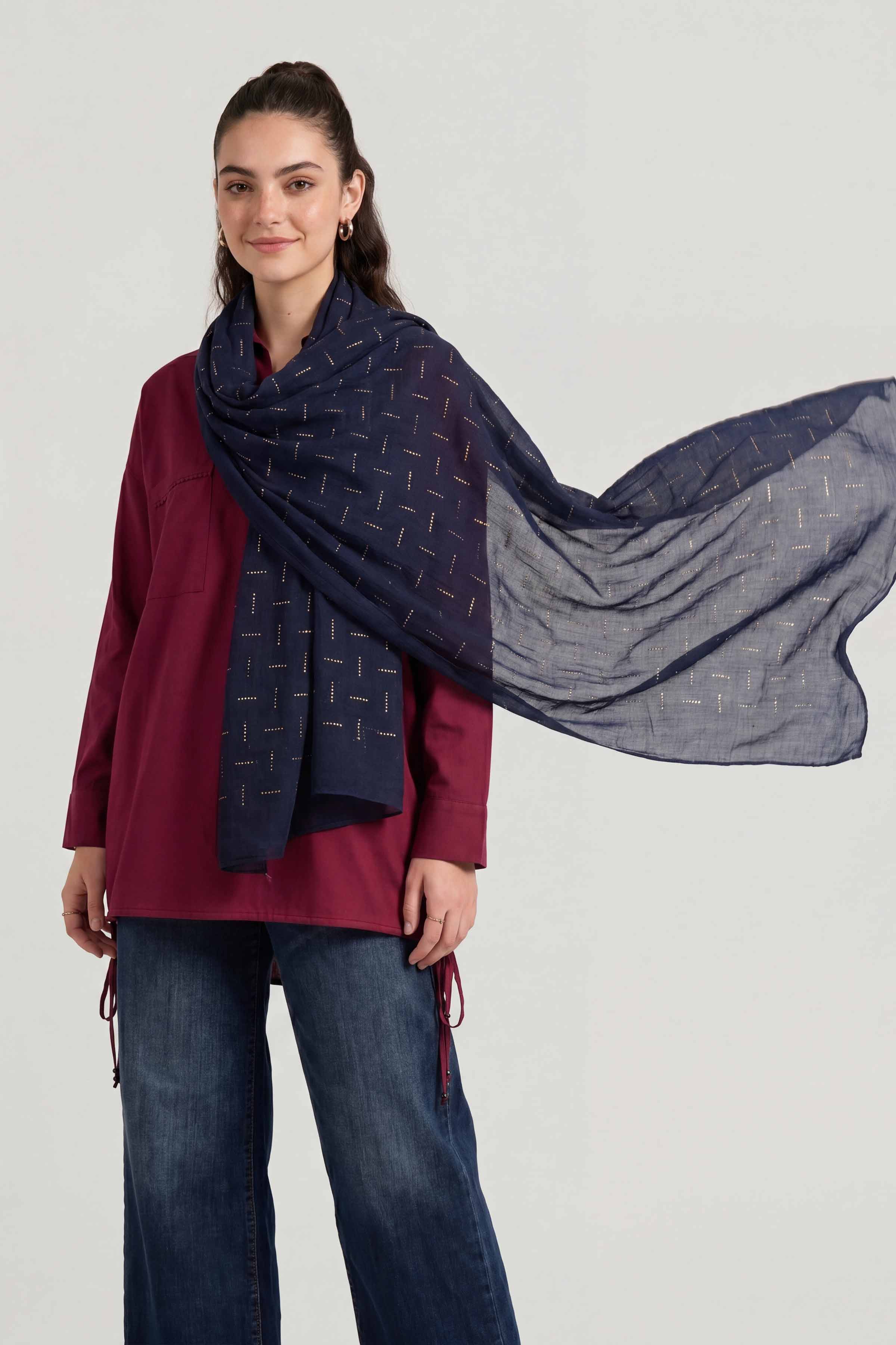Black Women Scarf - 447582103