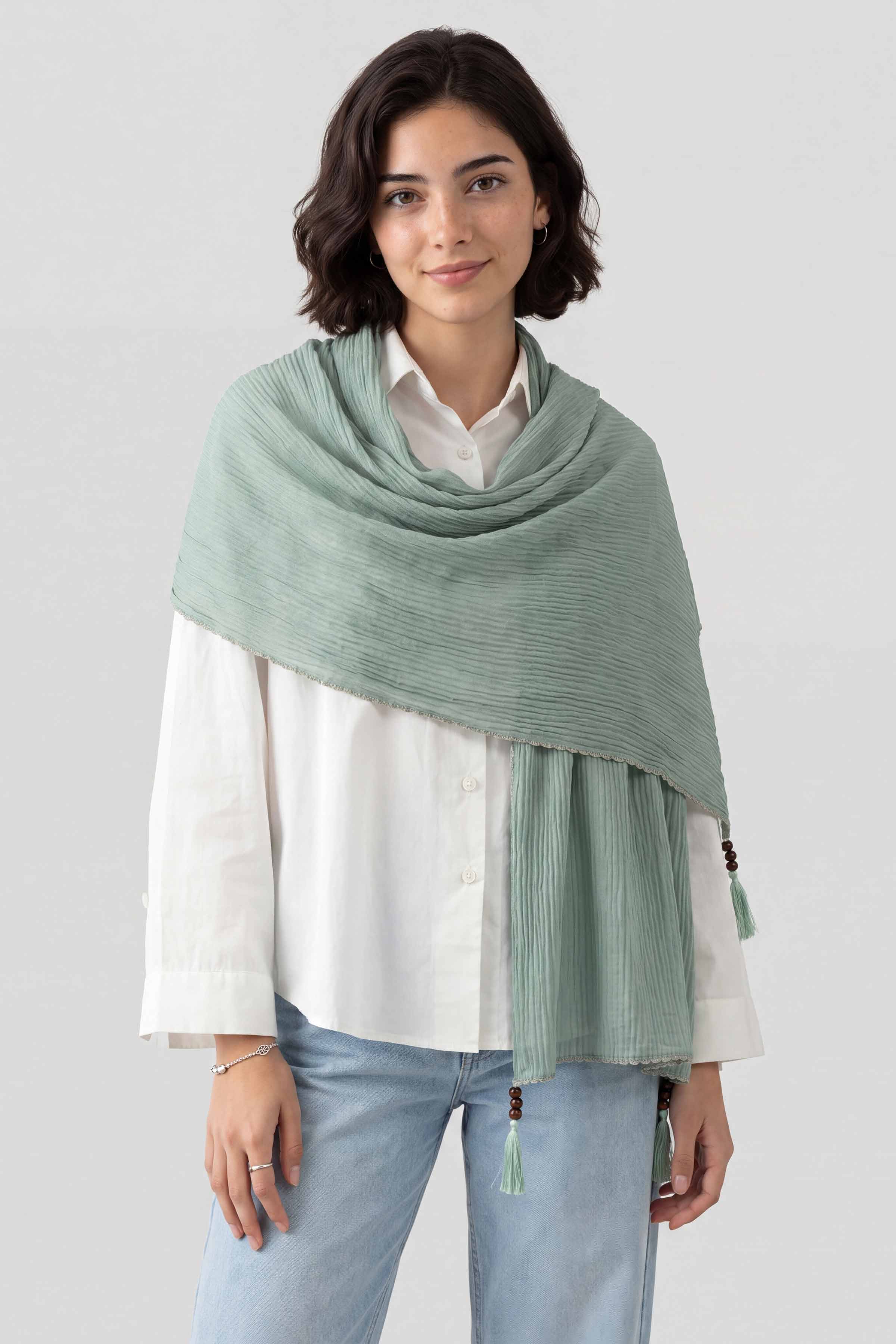 Green Women Scarf - 447632104