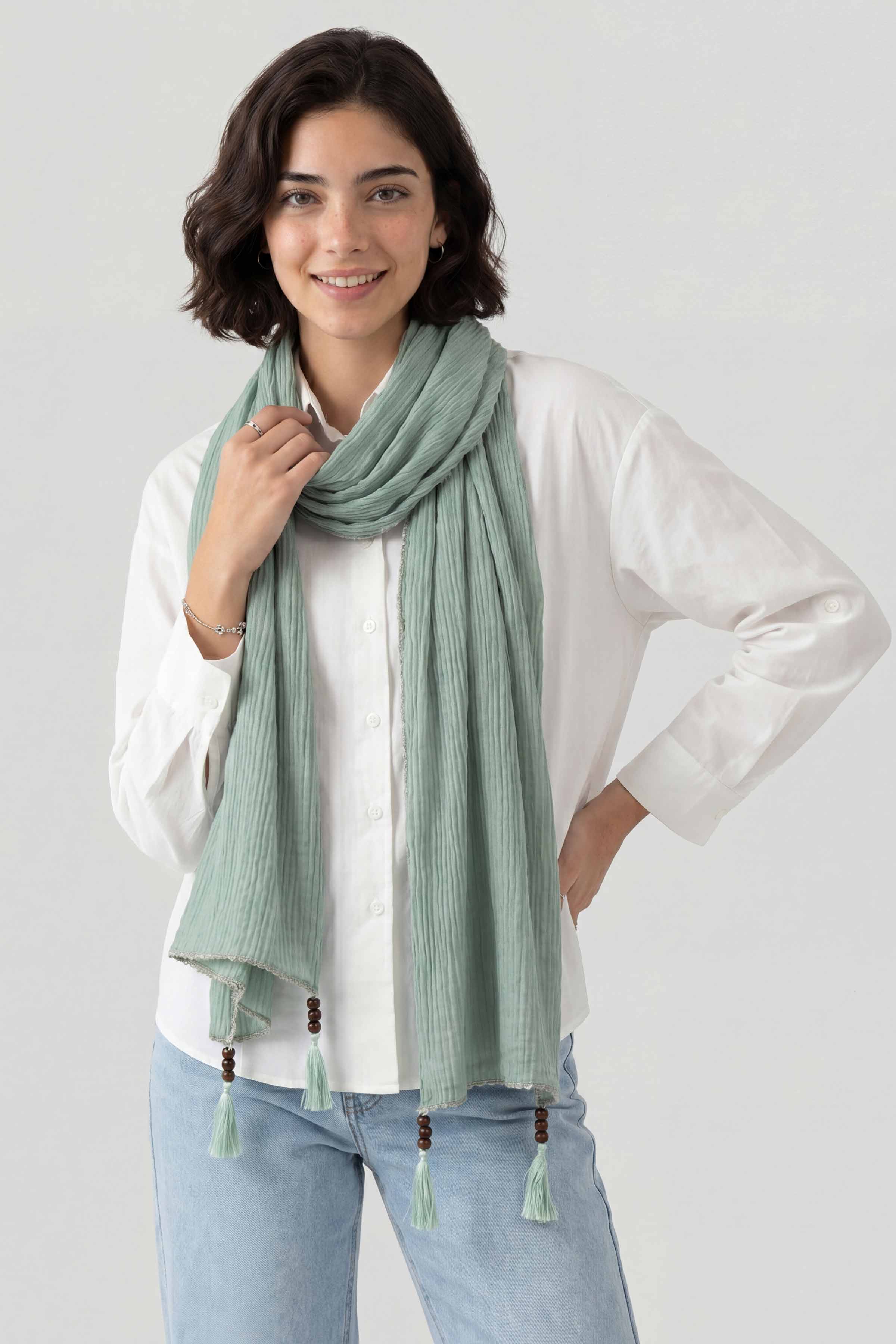 Green Women Scarf - 447632104