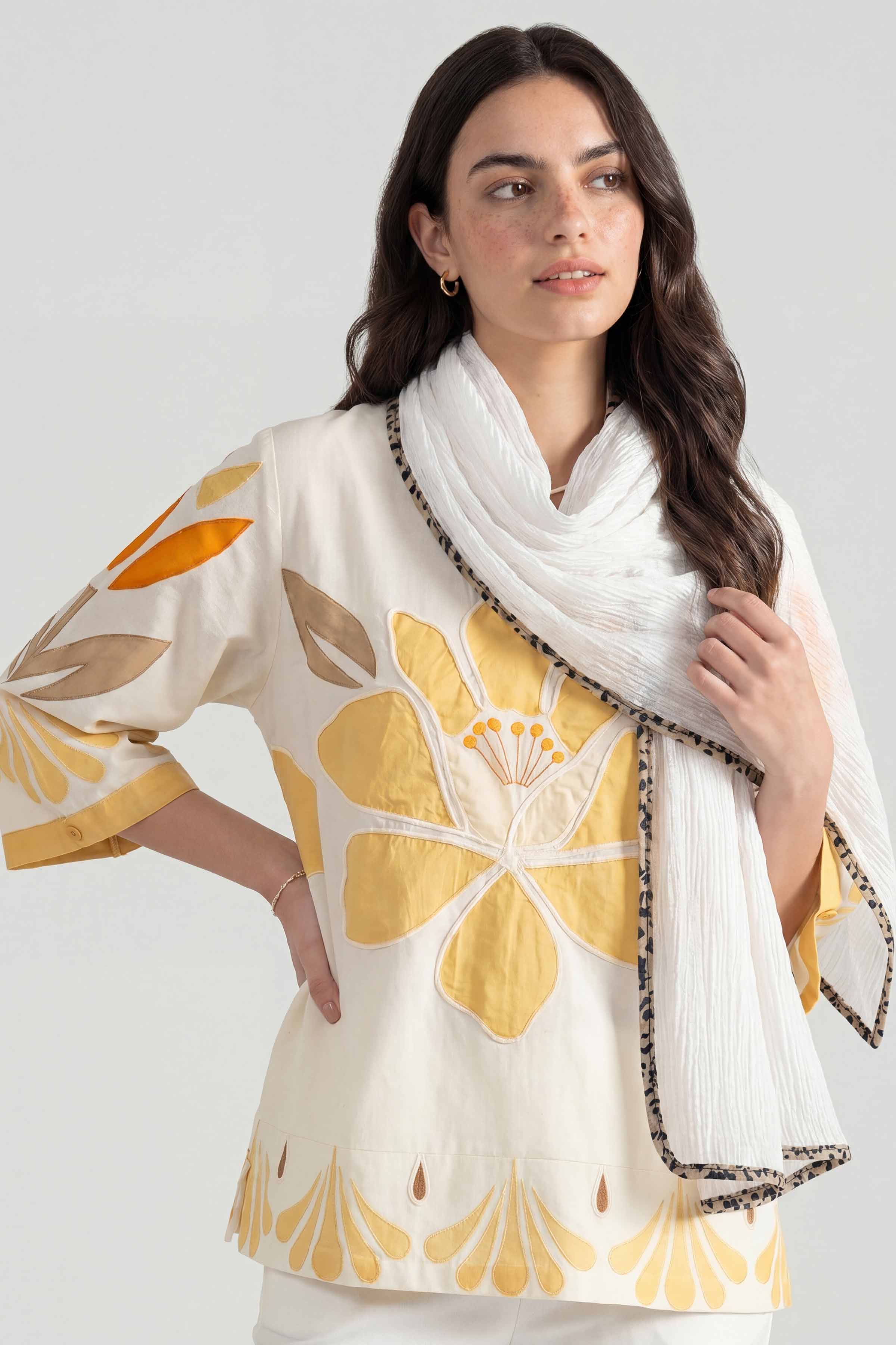 White Women Scarf - 447672112
