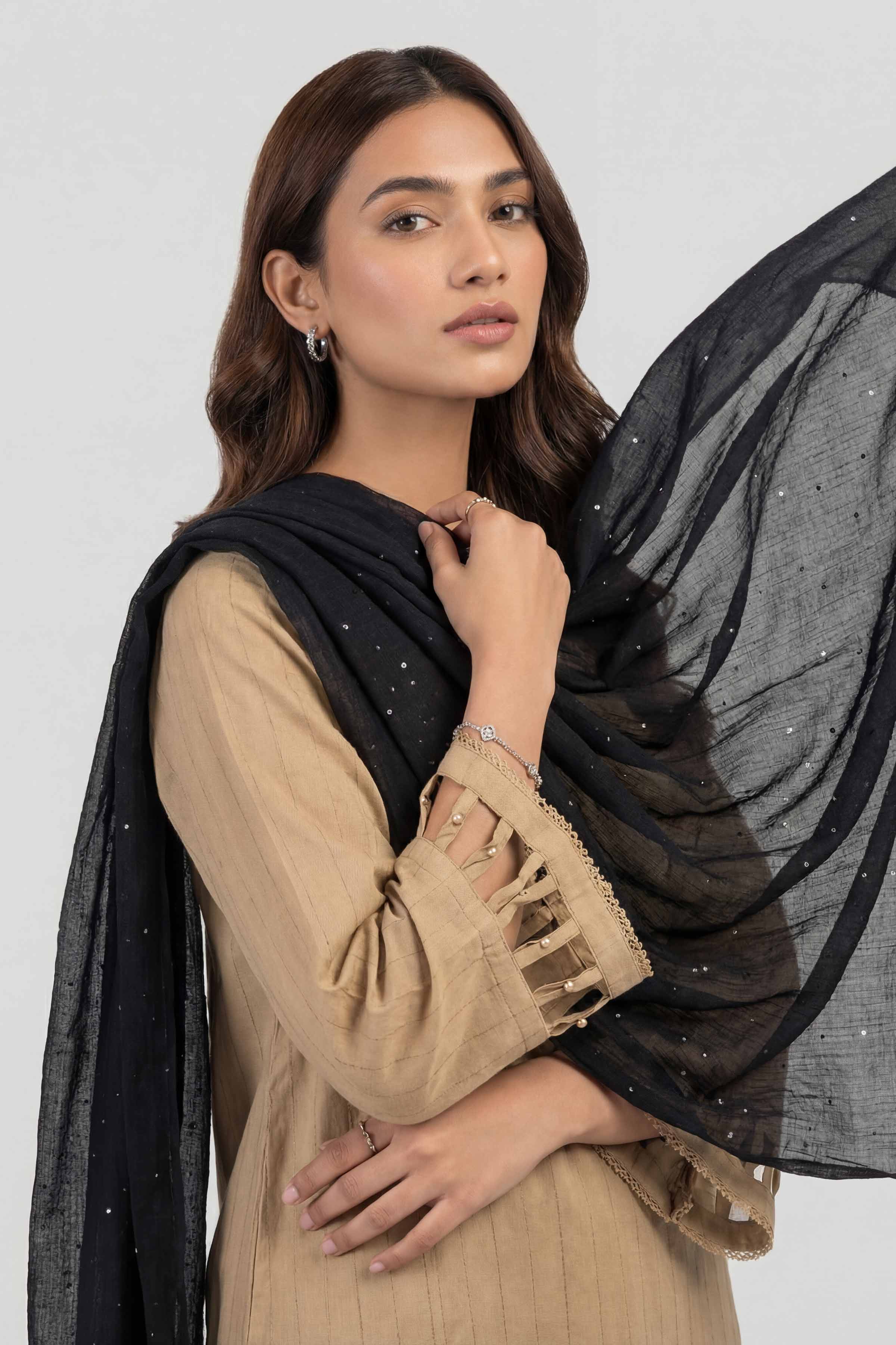 Black Women Scarf - 447822103