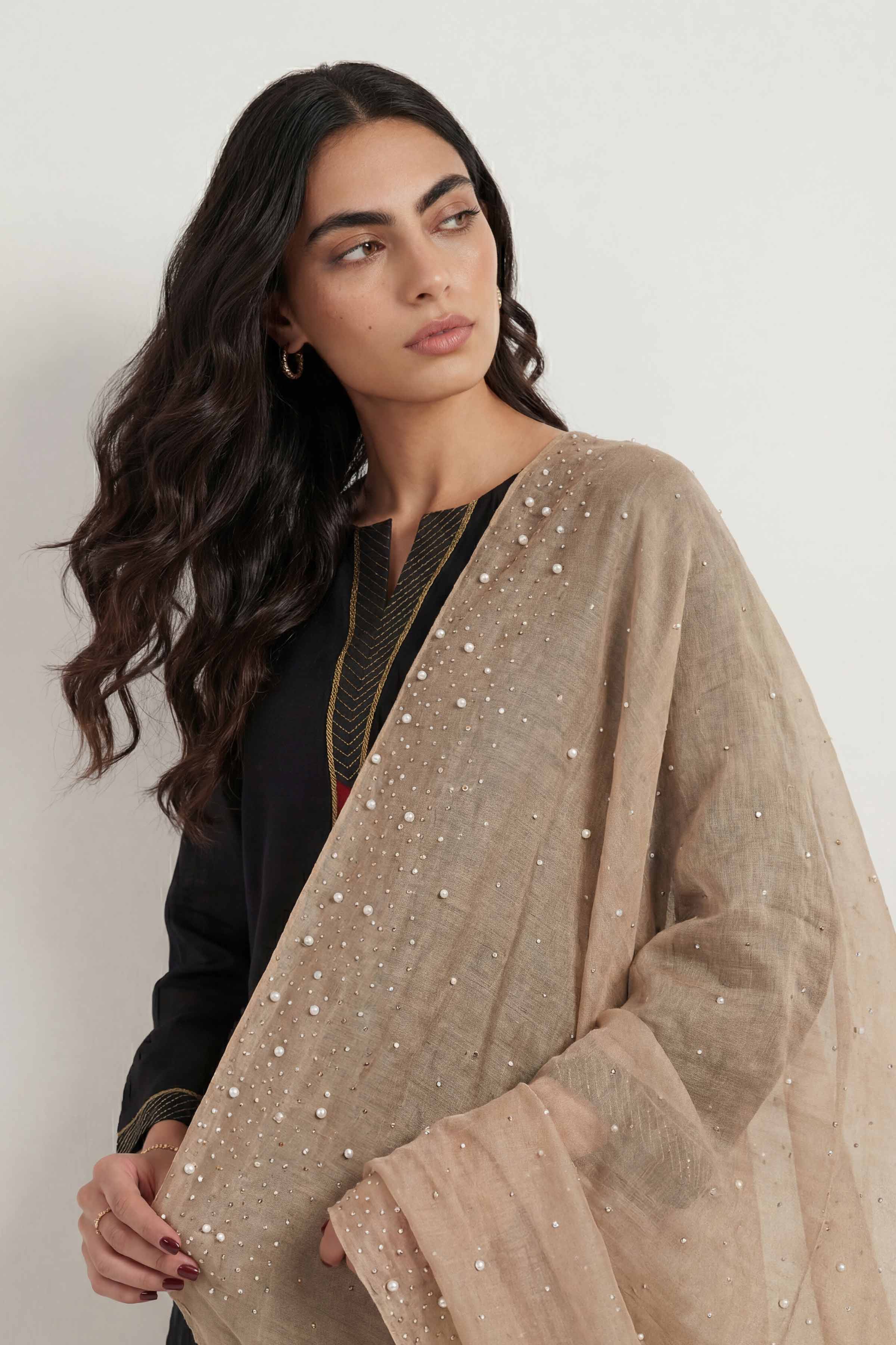 Camel Women Scarf - 72070987