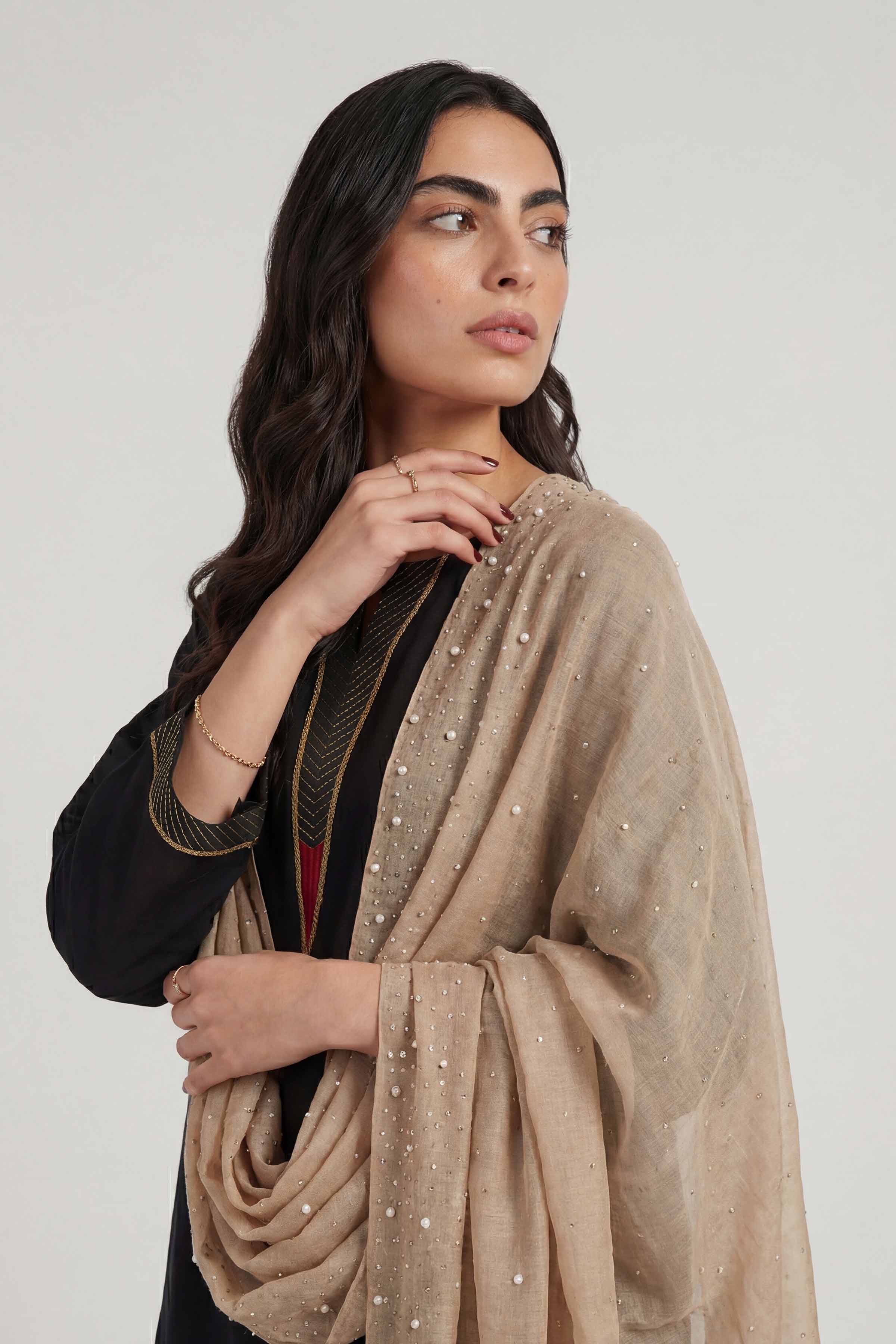 Camel Women Scarf - 72070987