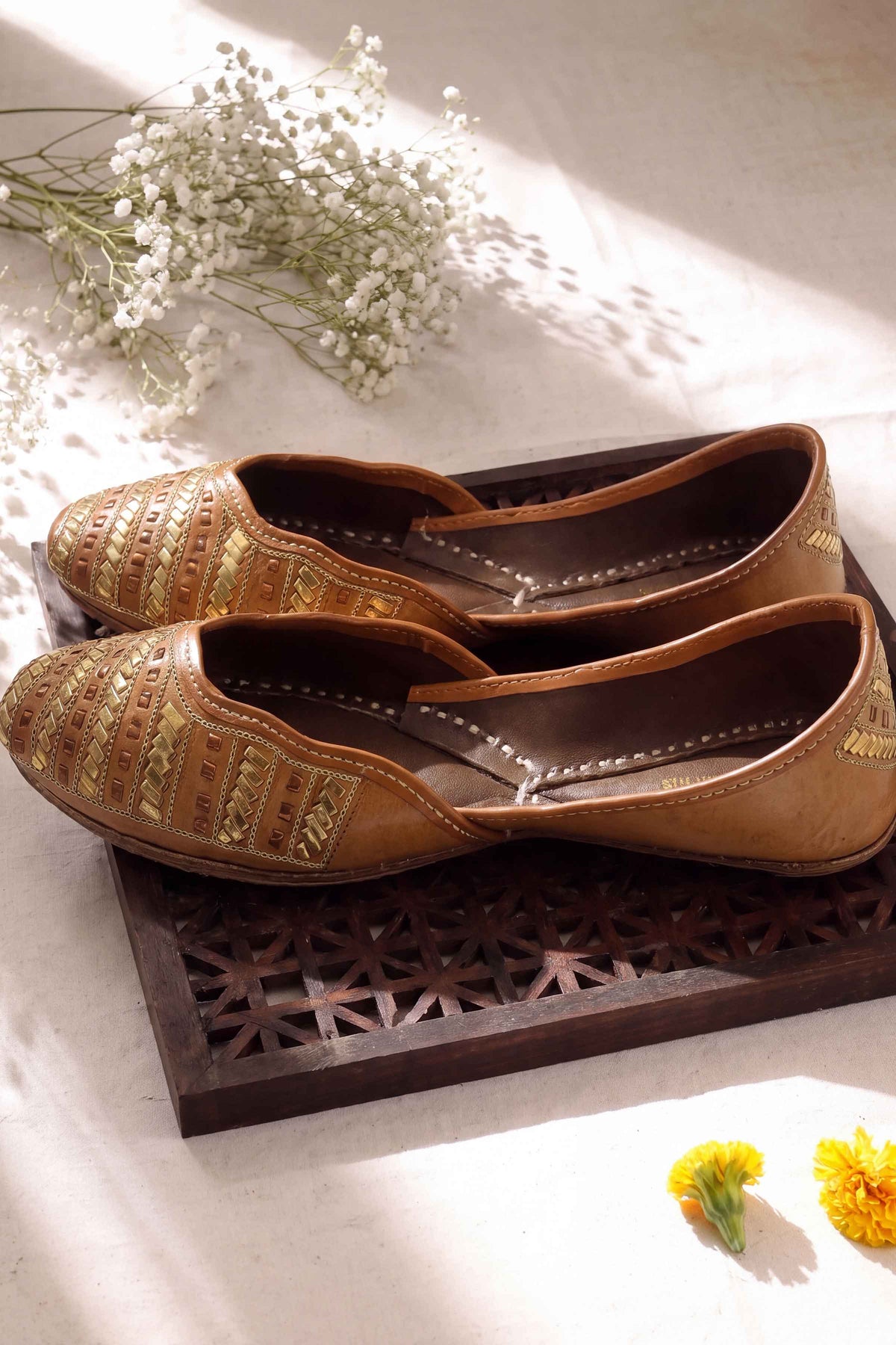 Beige Khussa-1718293718