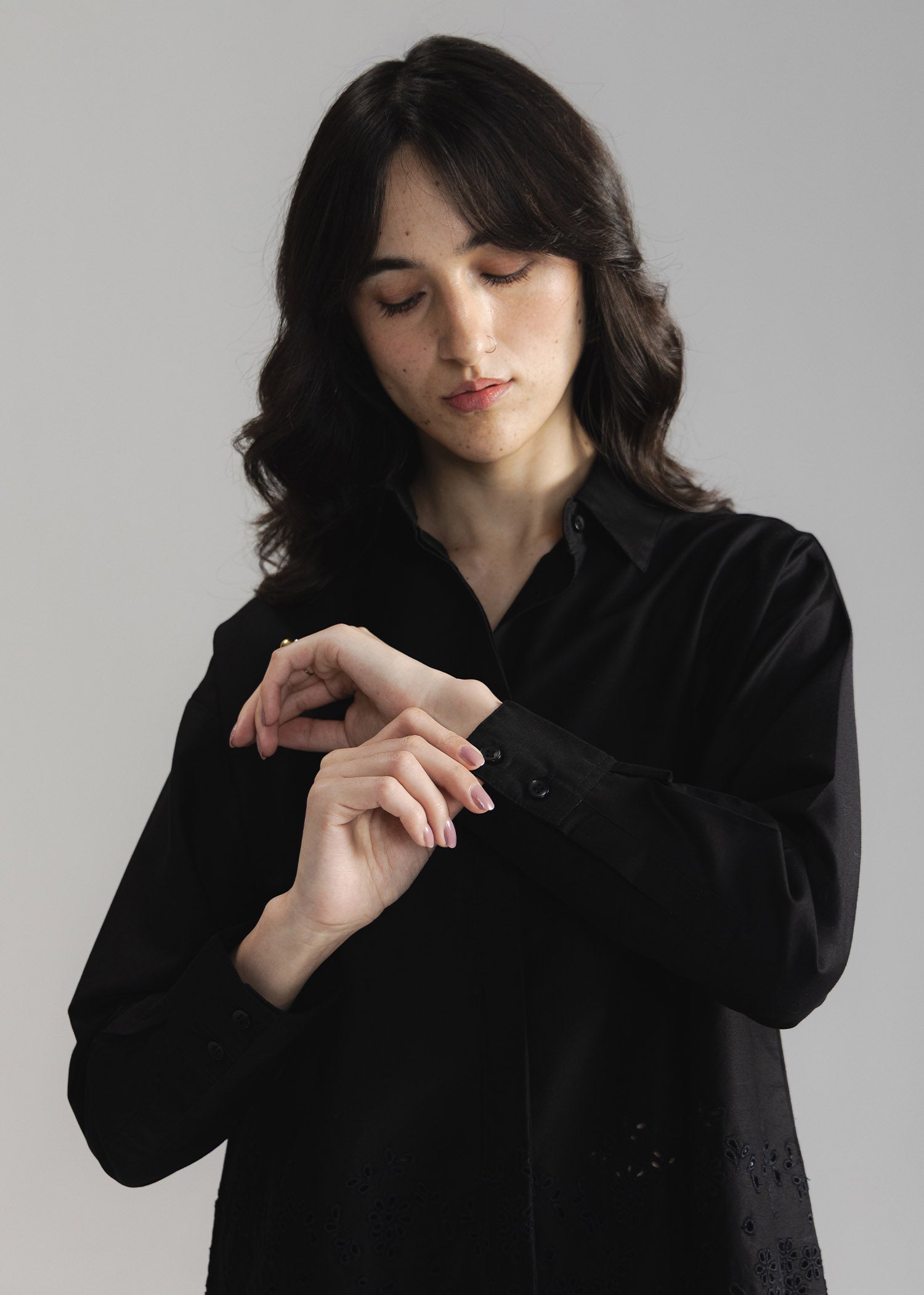 Schiffli Button Down Shirt- WS26-18