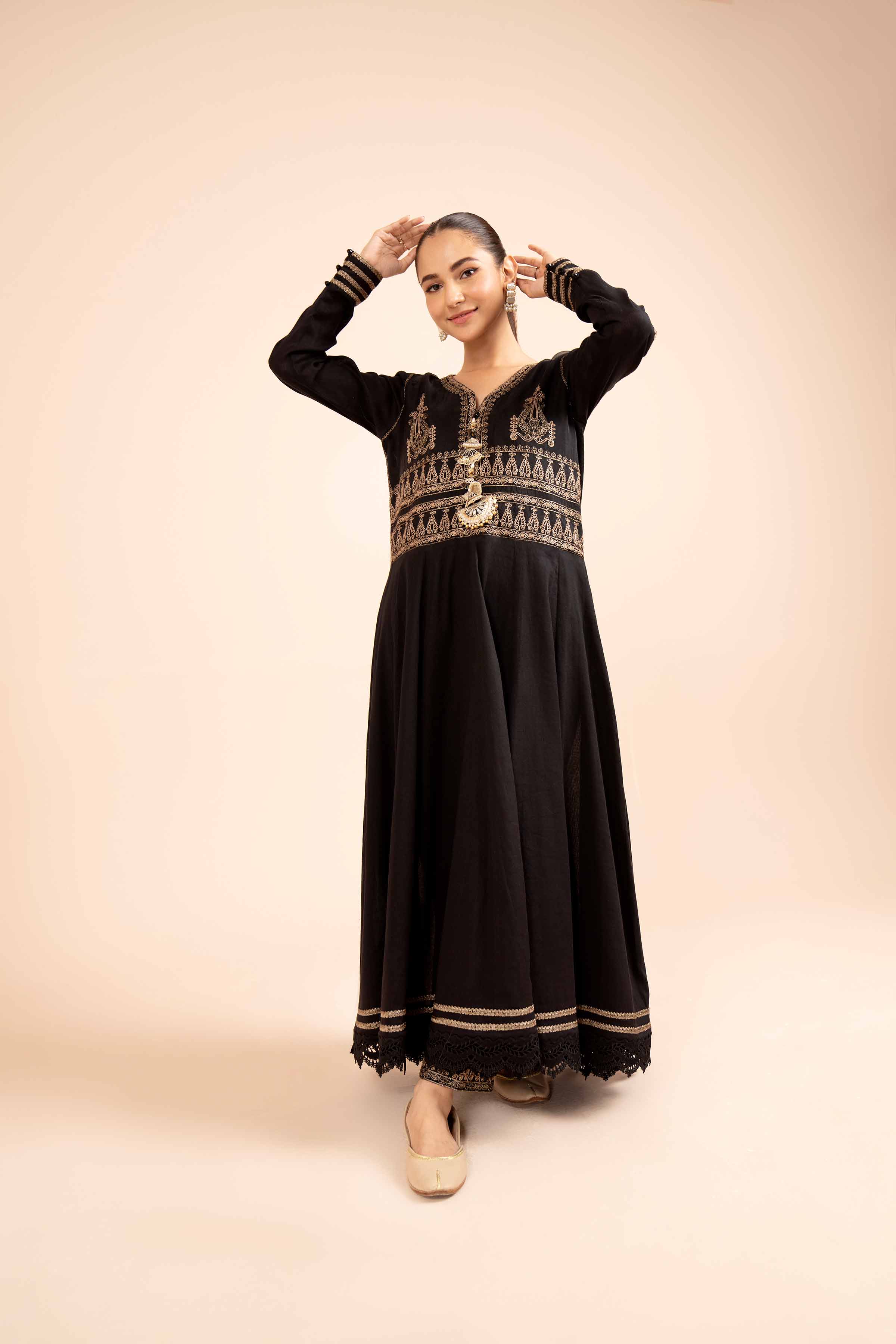 2 Piece - Dyed Embroidered Suit - 42404024