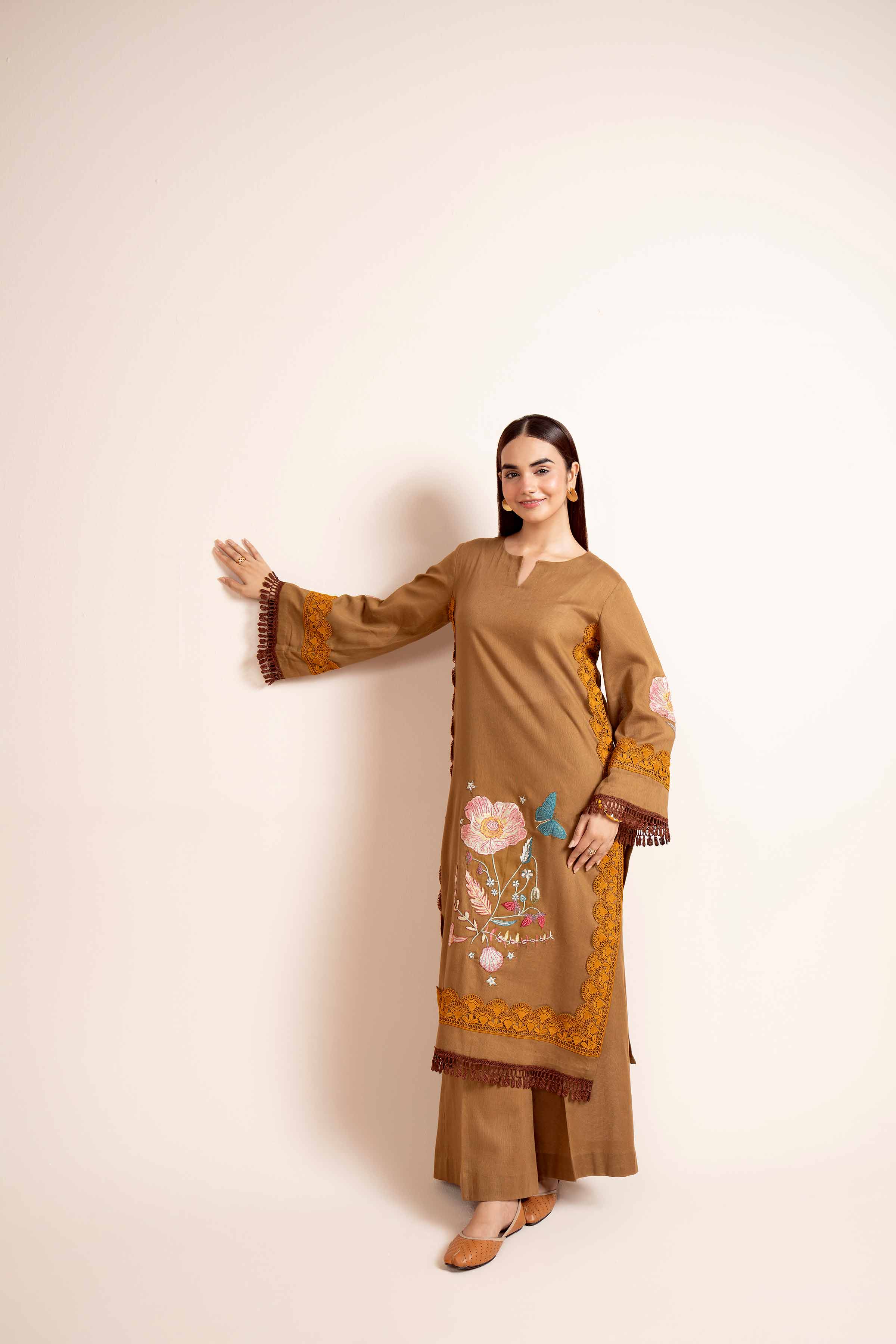 2 Piece - Dyed Embroidered Suit - 42404030