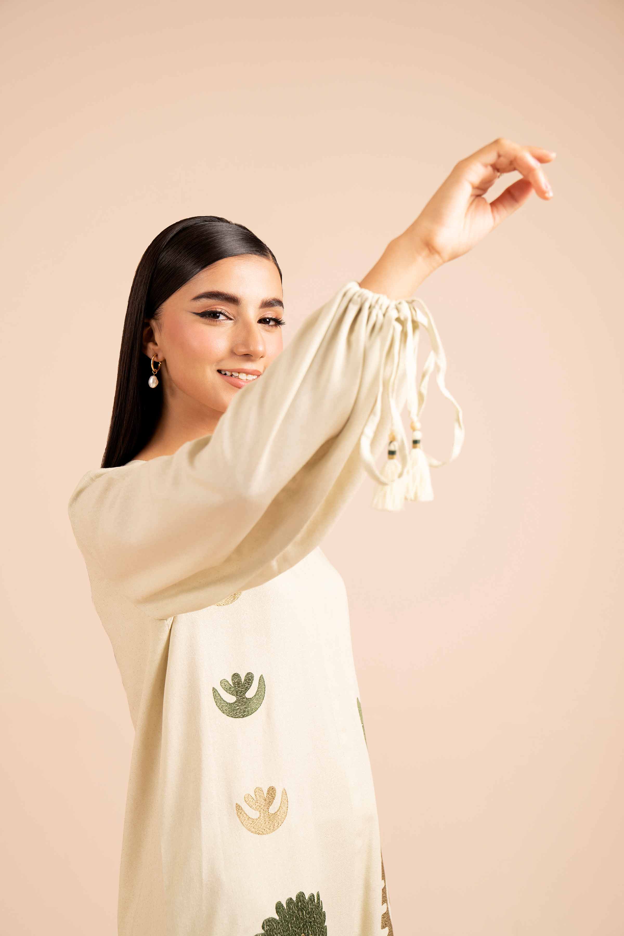 2 Piece - Dyed Embroidered Suit - 42404041