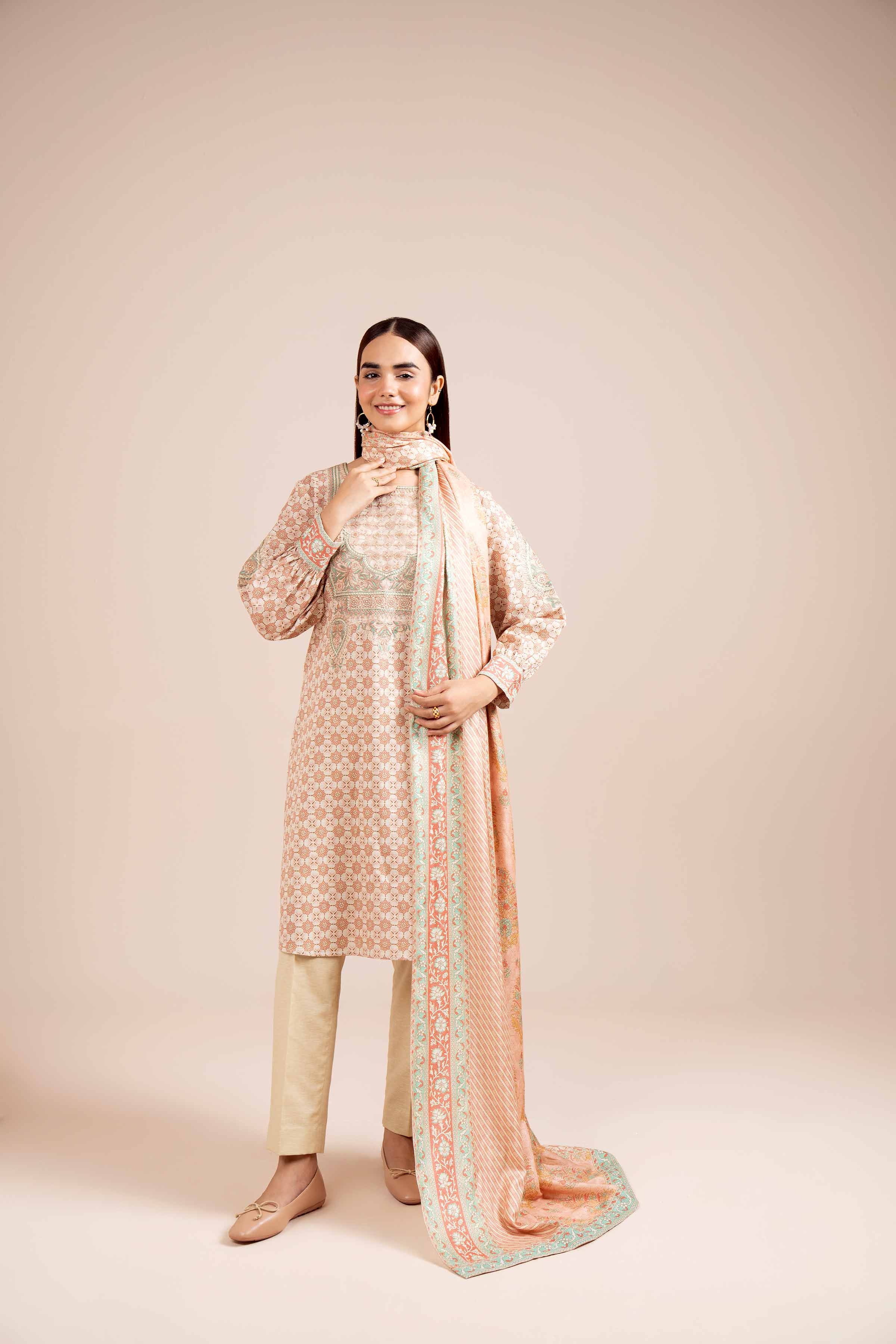 2 Piece - Printed Embroidered Suit - 42404082