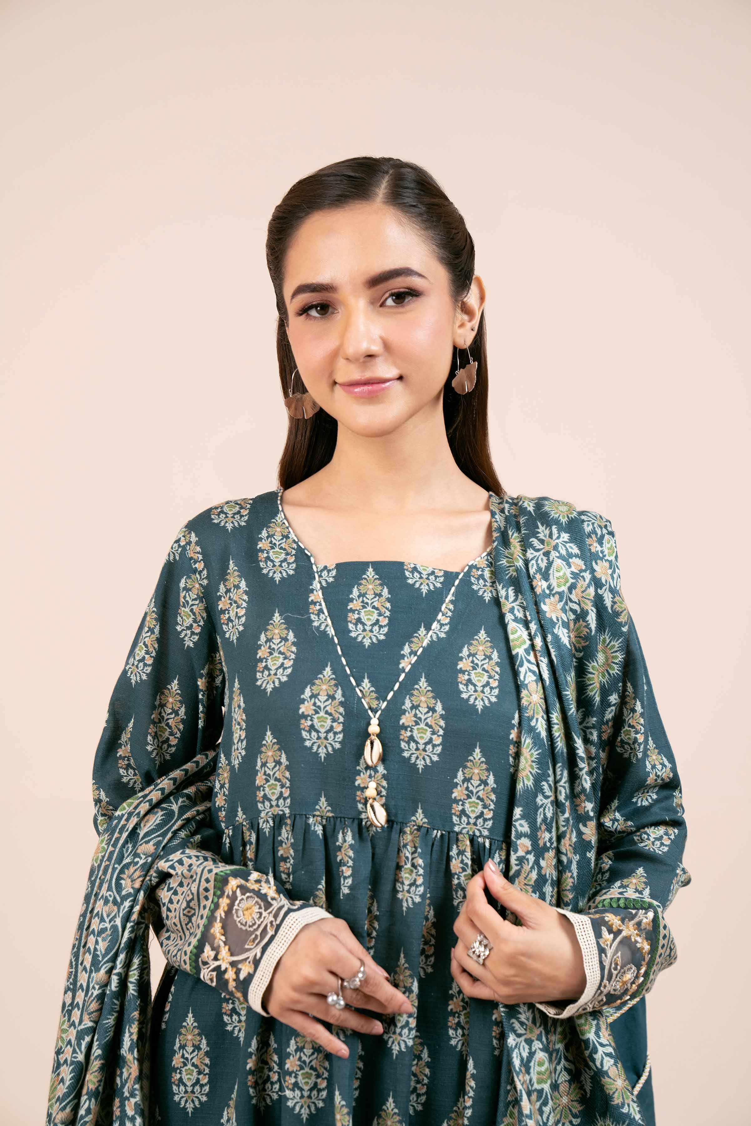 2 Piece - Printed Embroidered Suit - 42404085