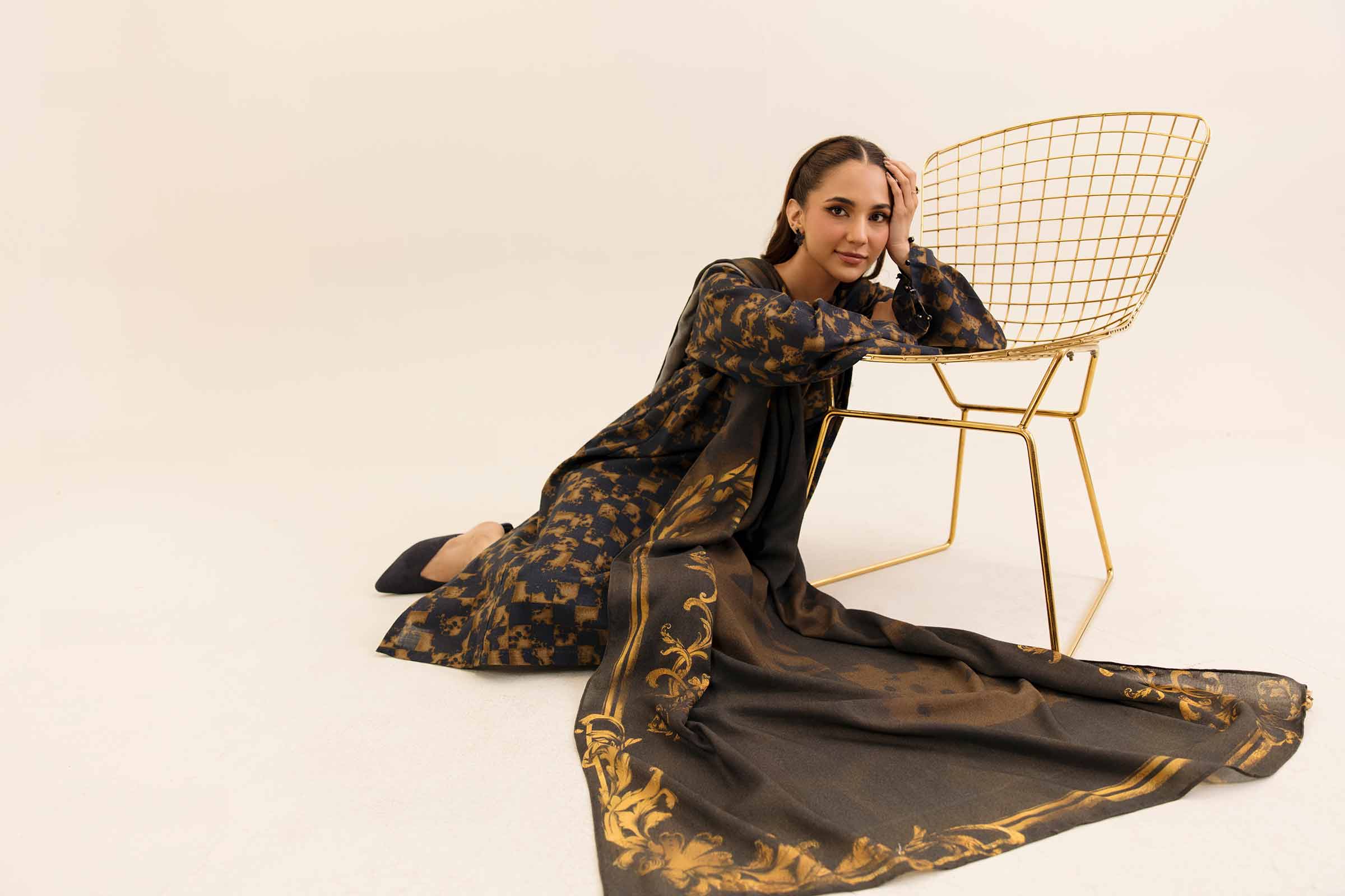 2 Piece - Printed Suit - 42404093