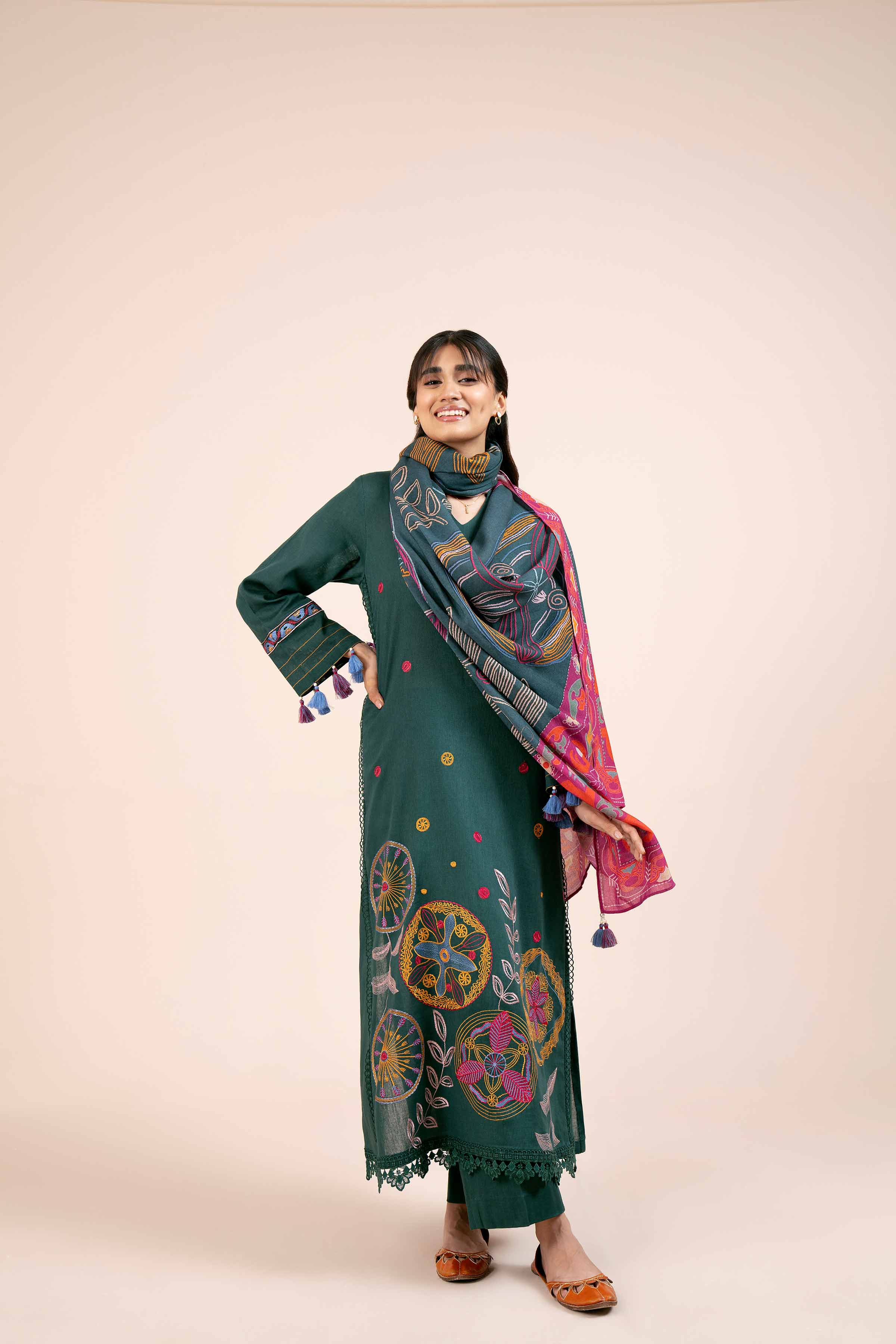 3 Piece - Embroidered Suit - 42404236