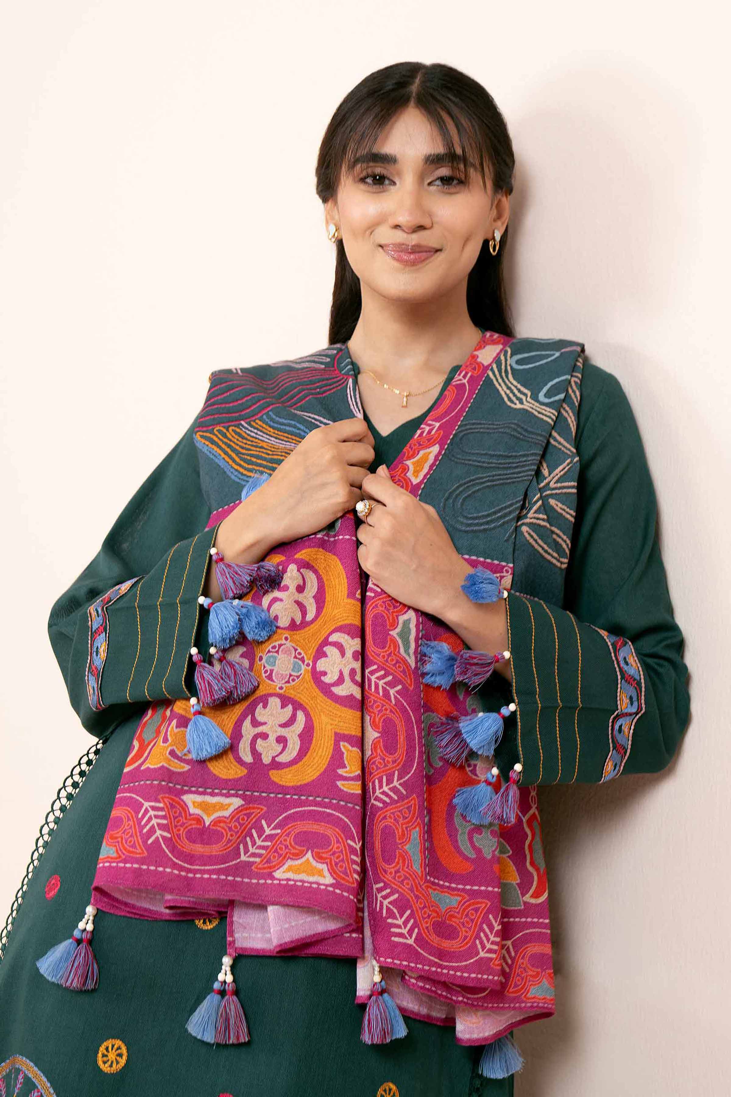 3 Piece - Embroidered Suit - 42404236