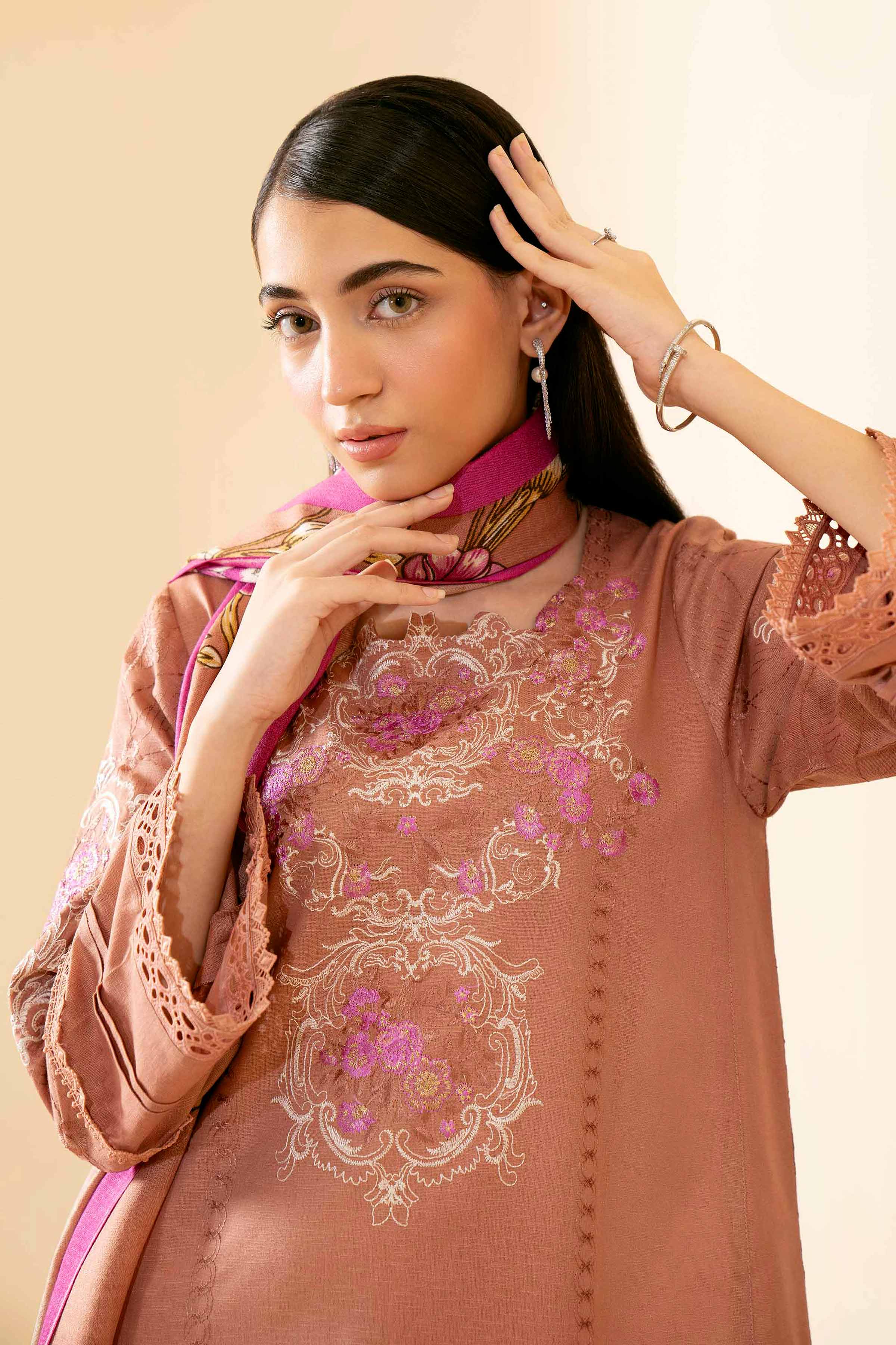 3 Piece - Embroidered Suit - 42404264