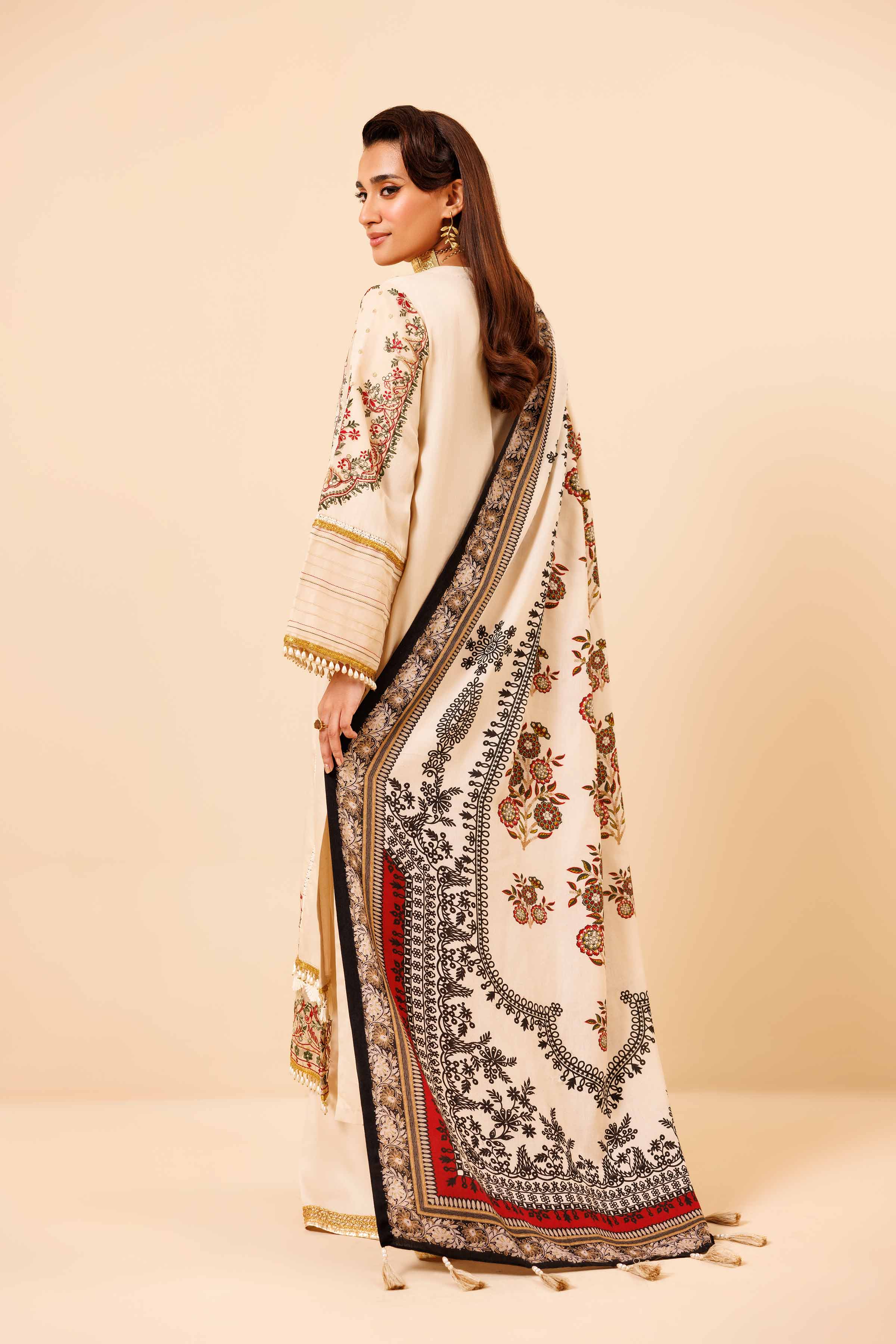 3 Piece - Embroidered Suit - 42404286