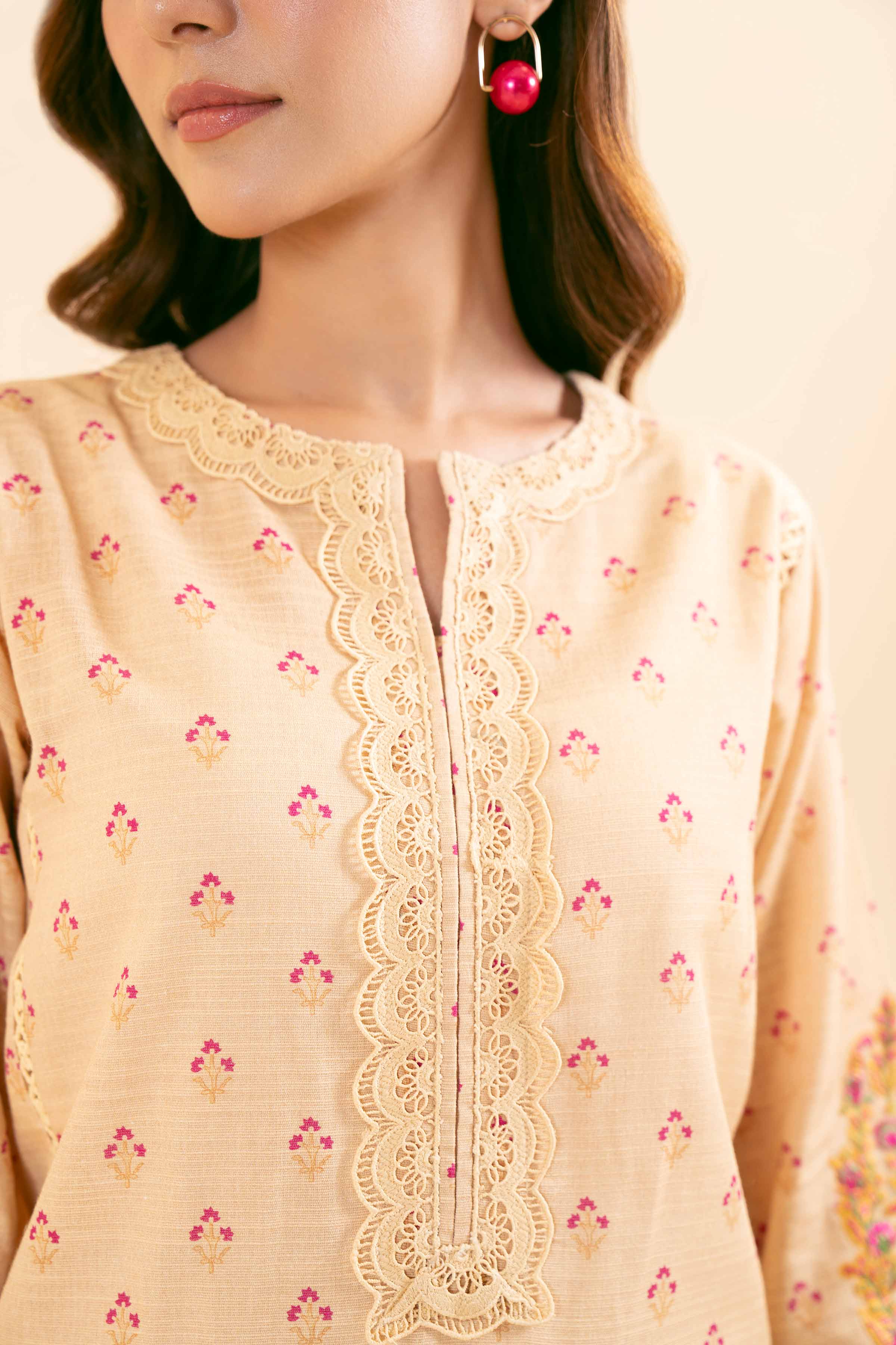 2 Piece - Printed Embroidered Suit - 42404407