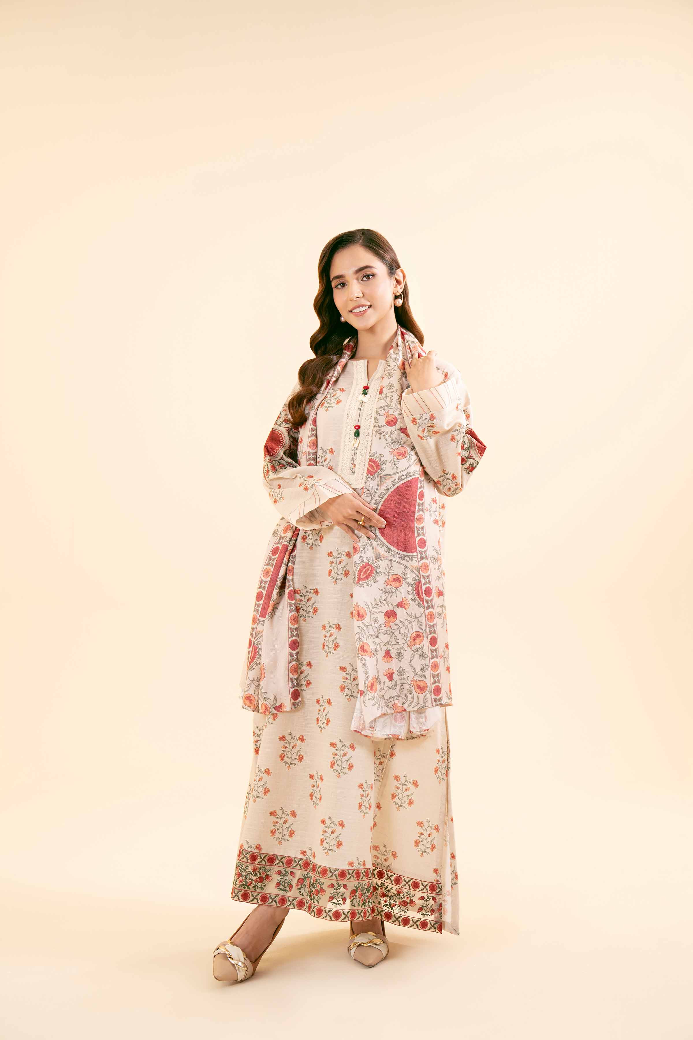 2 Piece - Printed Embroidered Suit - 42404410