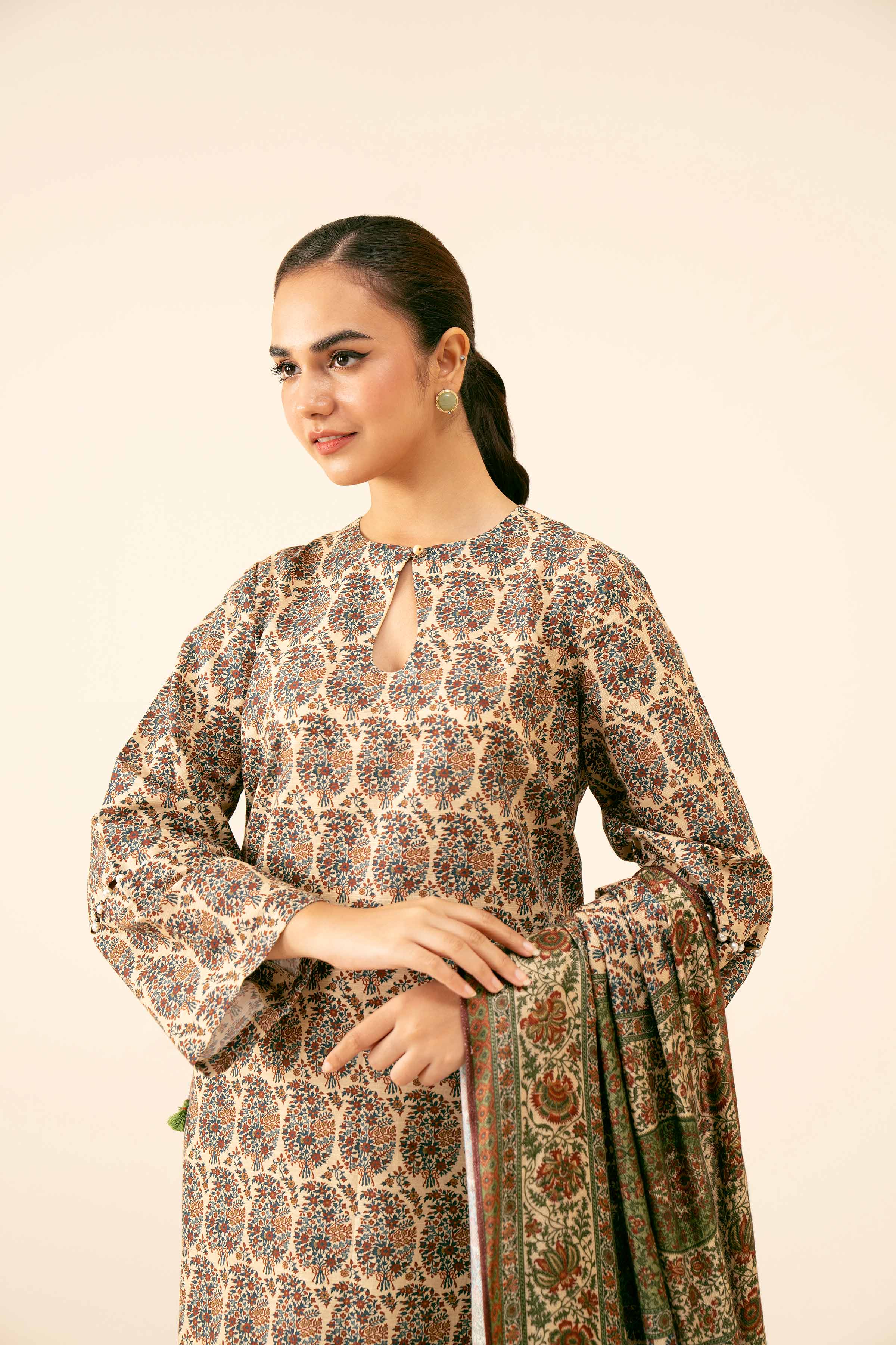 2 Piece - Printed Embroidered Suit - 42404454