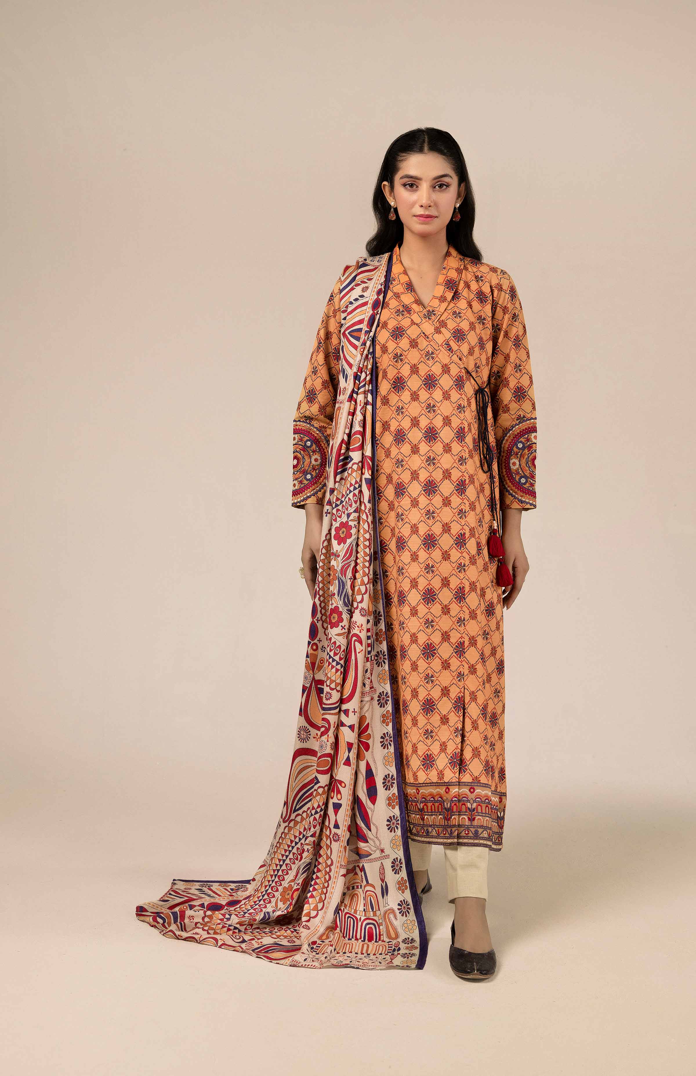 2 Piece - Printed Embroidered Suit - 42404455