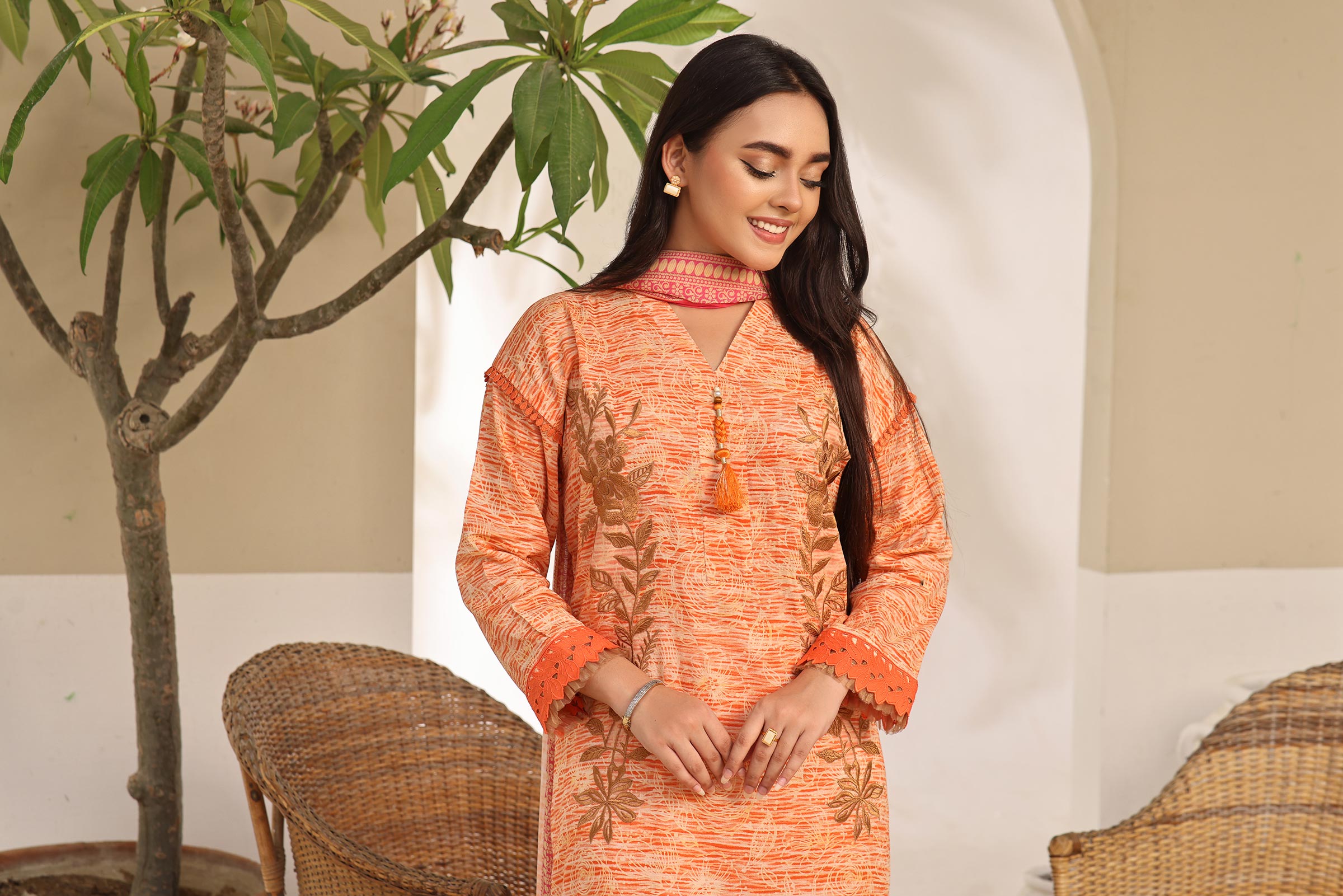 3 Piece - Printed Embroidered Suit - 42404468