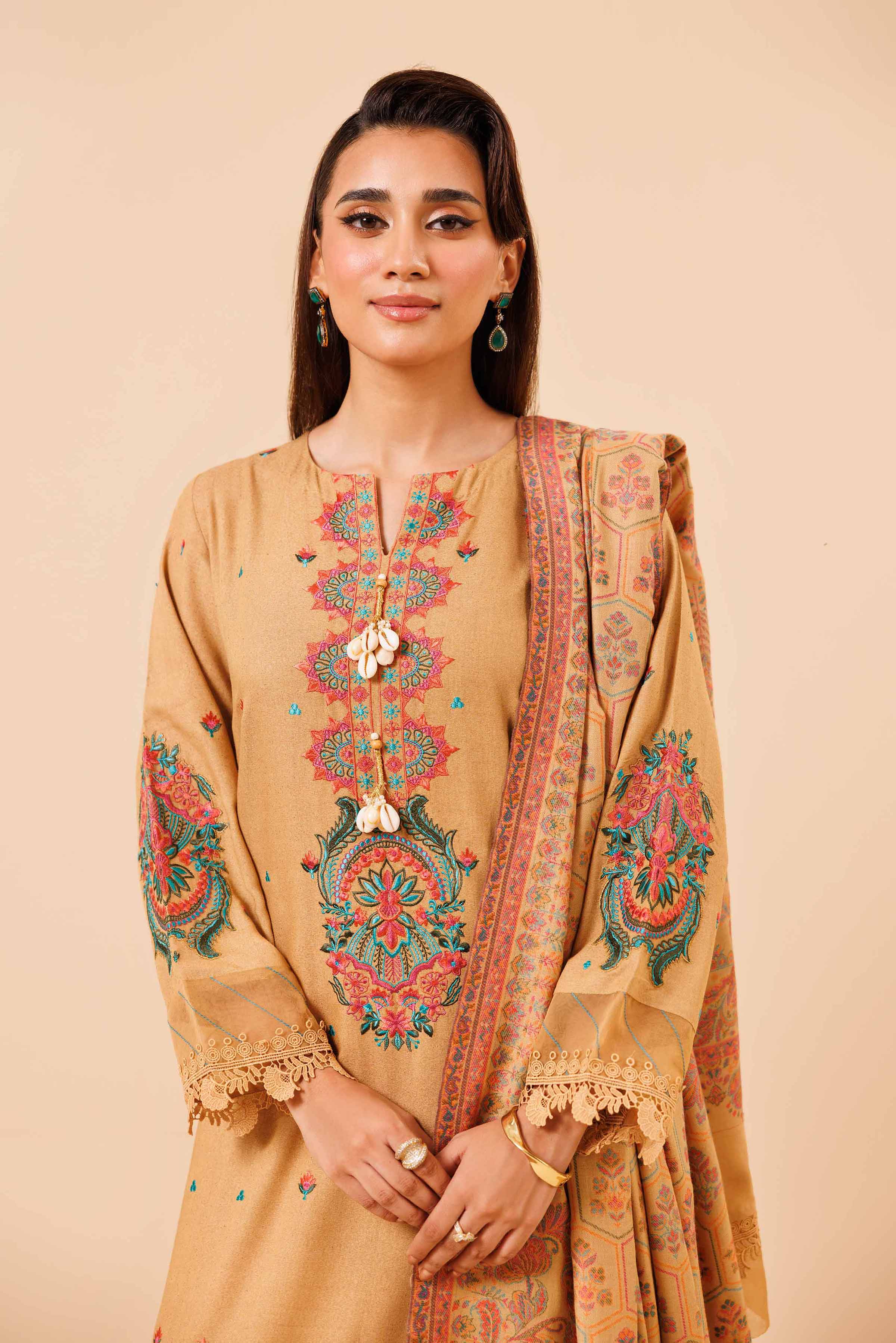 3 Piece - Embroidered Suit - 42404508