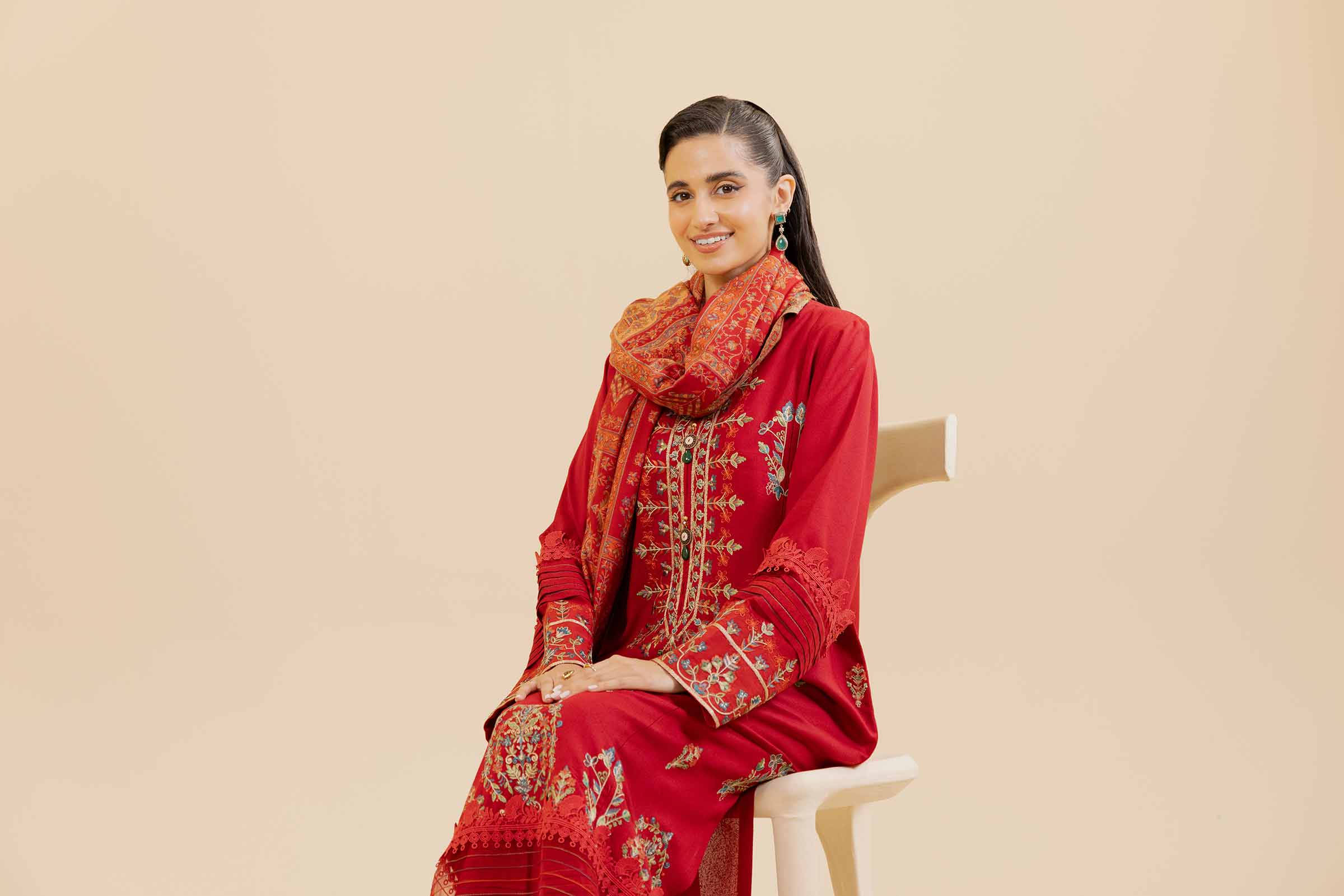 3 Piece - Embroidered Suit - 42404514