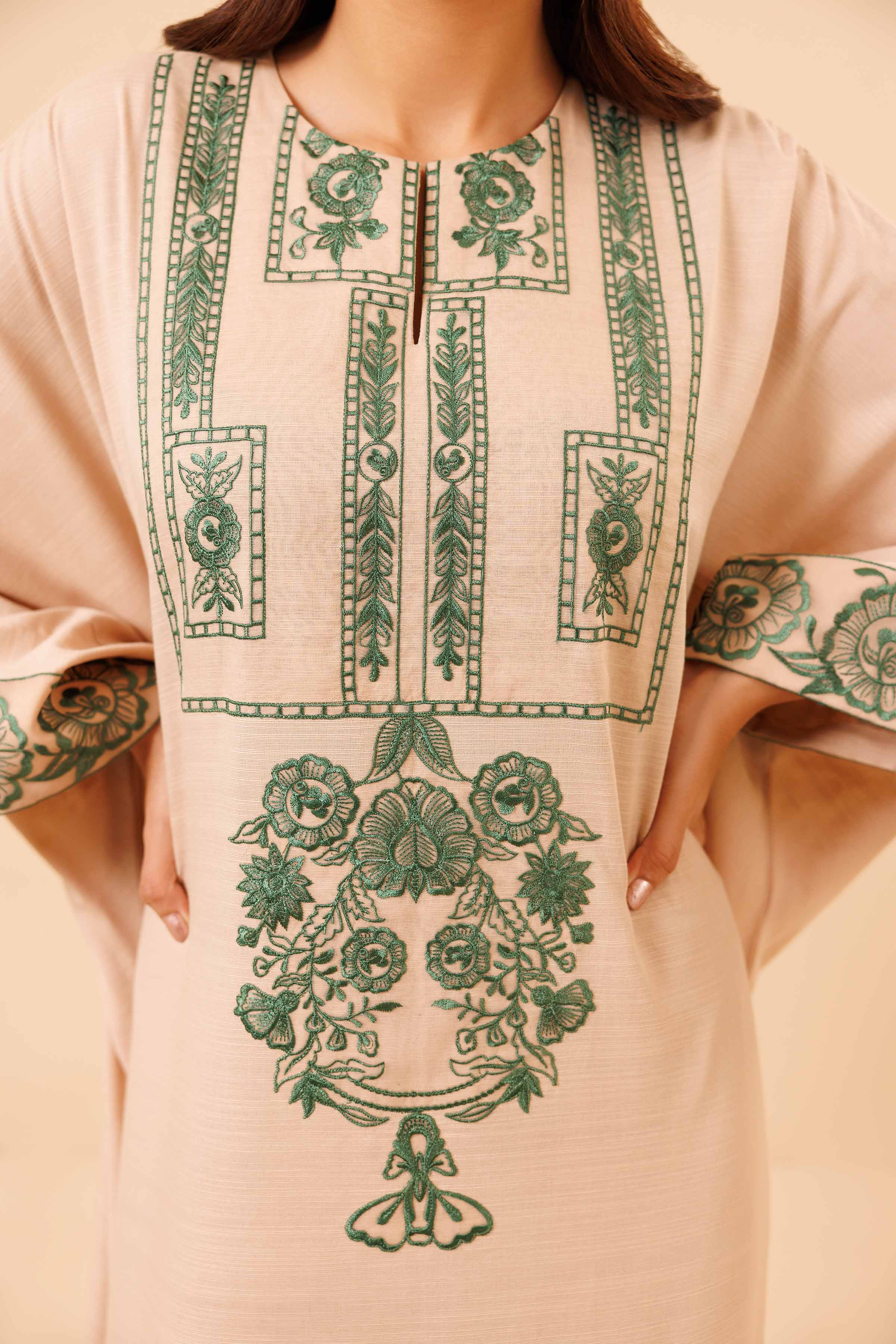 2 Piece - Dyed Embroidered Suit - 42404550