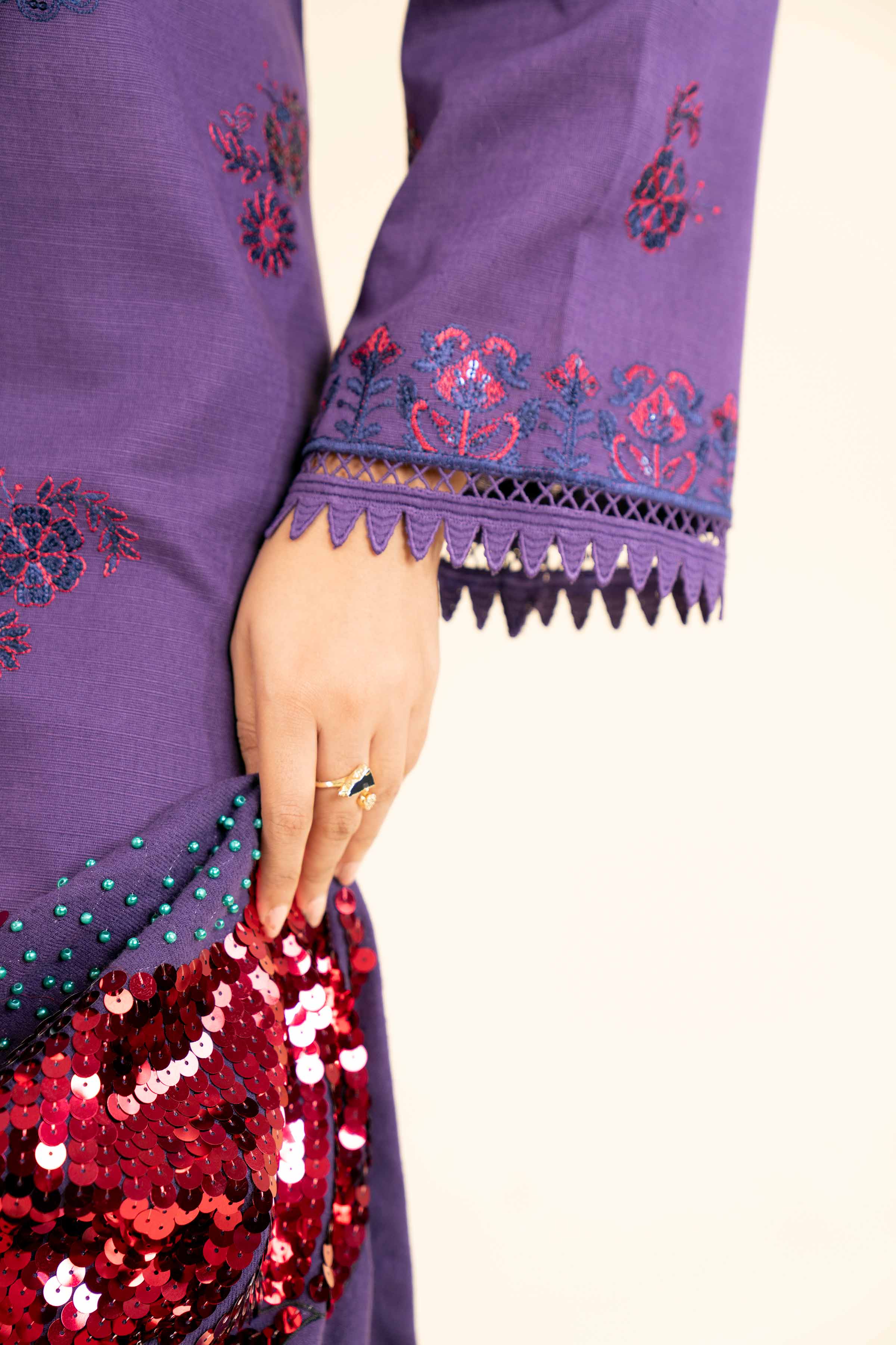 3 Piece - Embroidered Suit - 42404603