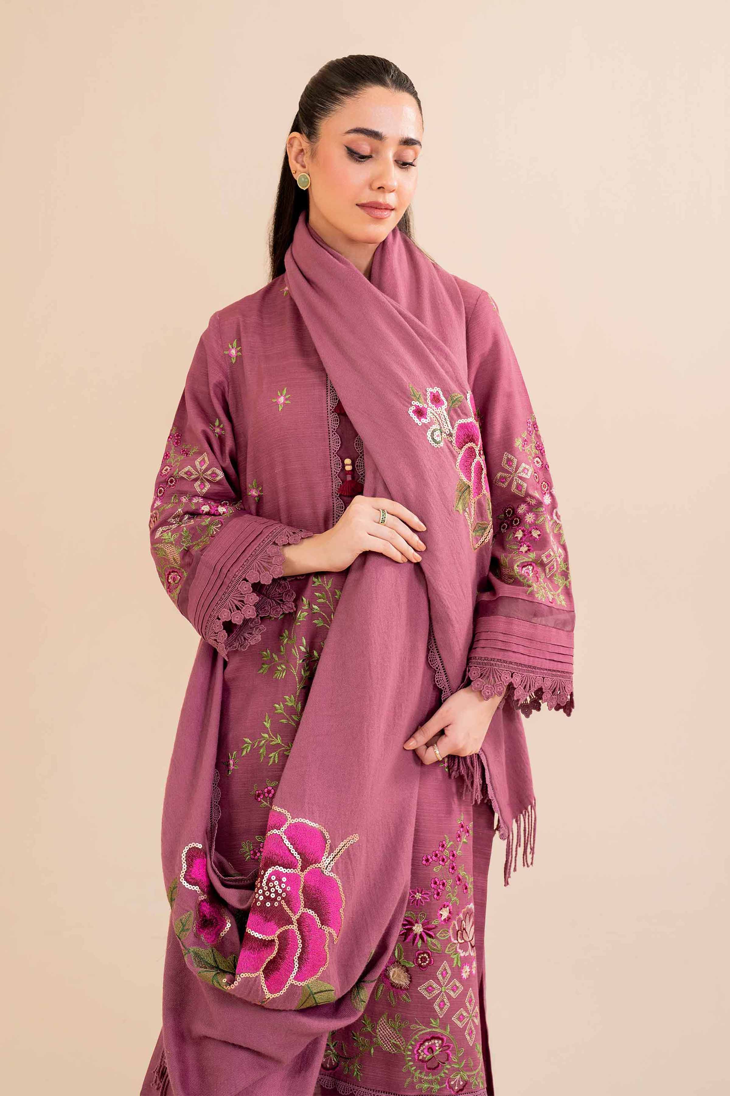 3 Piece - Embroidered Suit - 42404604