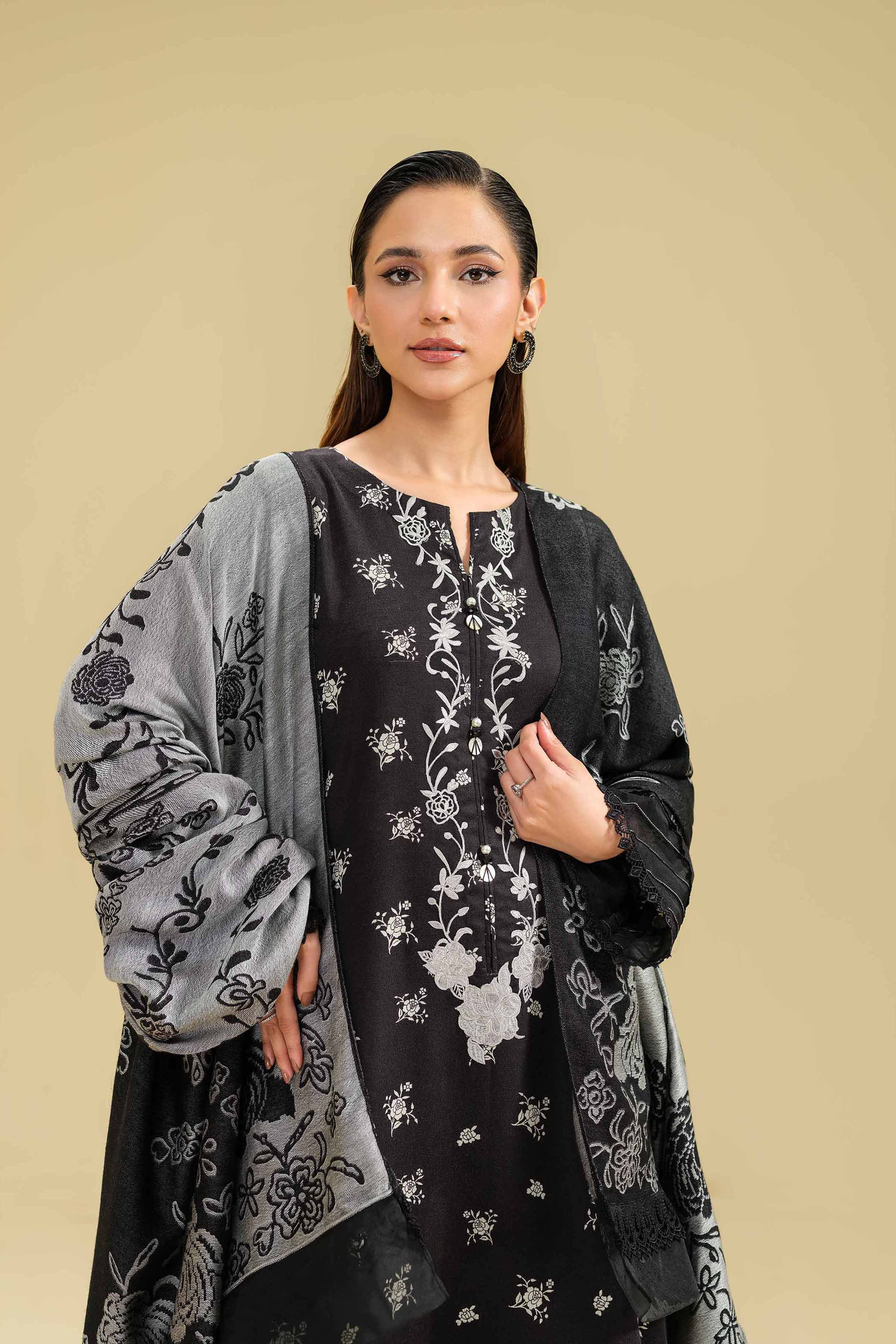 3 Piece - Printed Embroidered Suit - 42404638