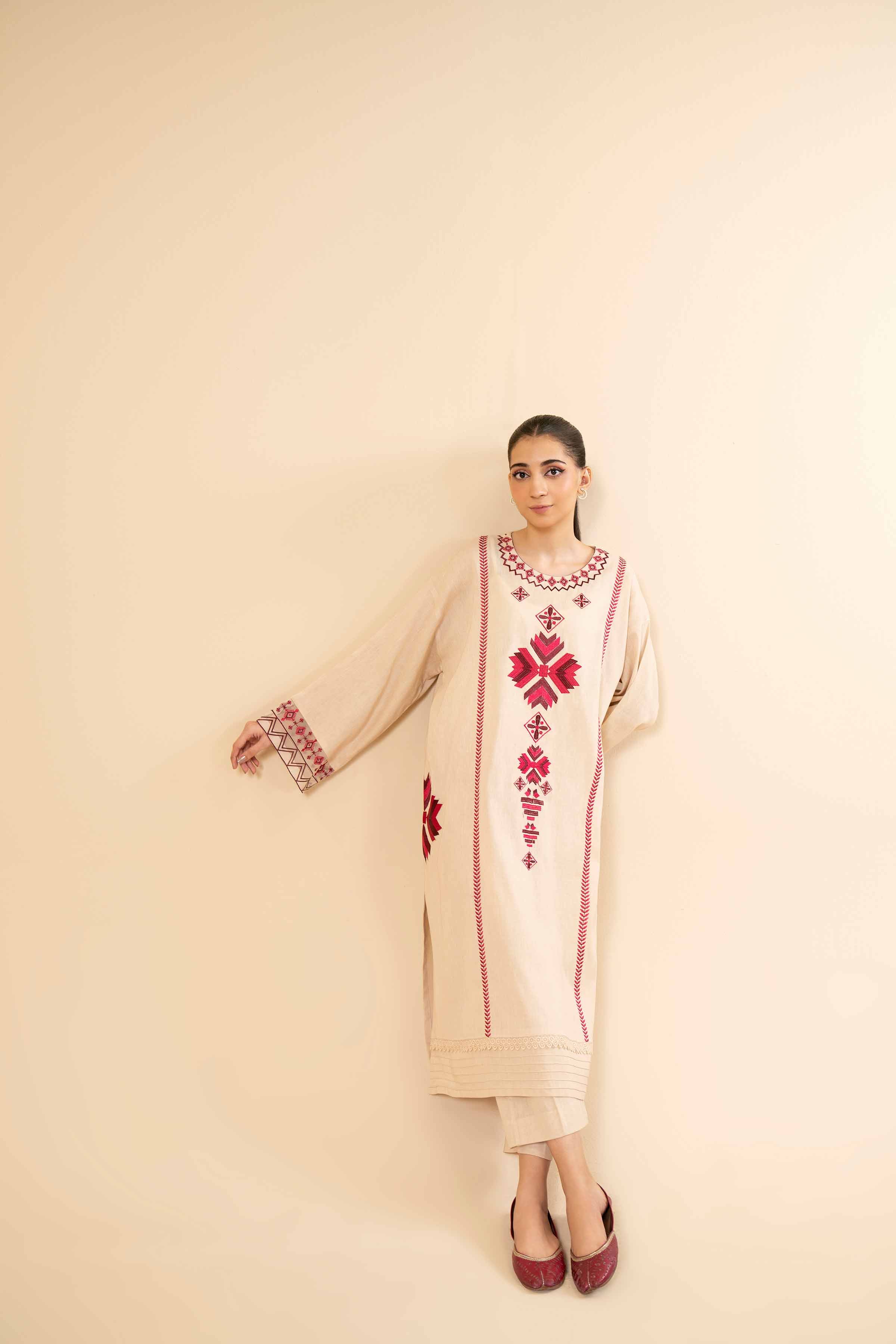 2 Piece - Dyed Embroidered Suit - 42404669
