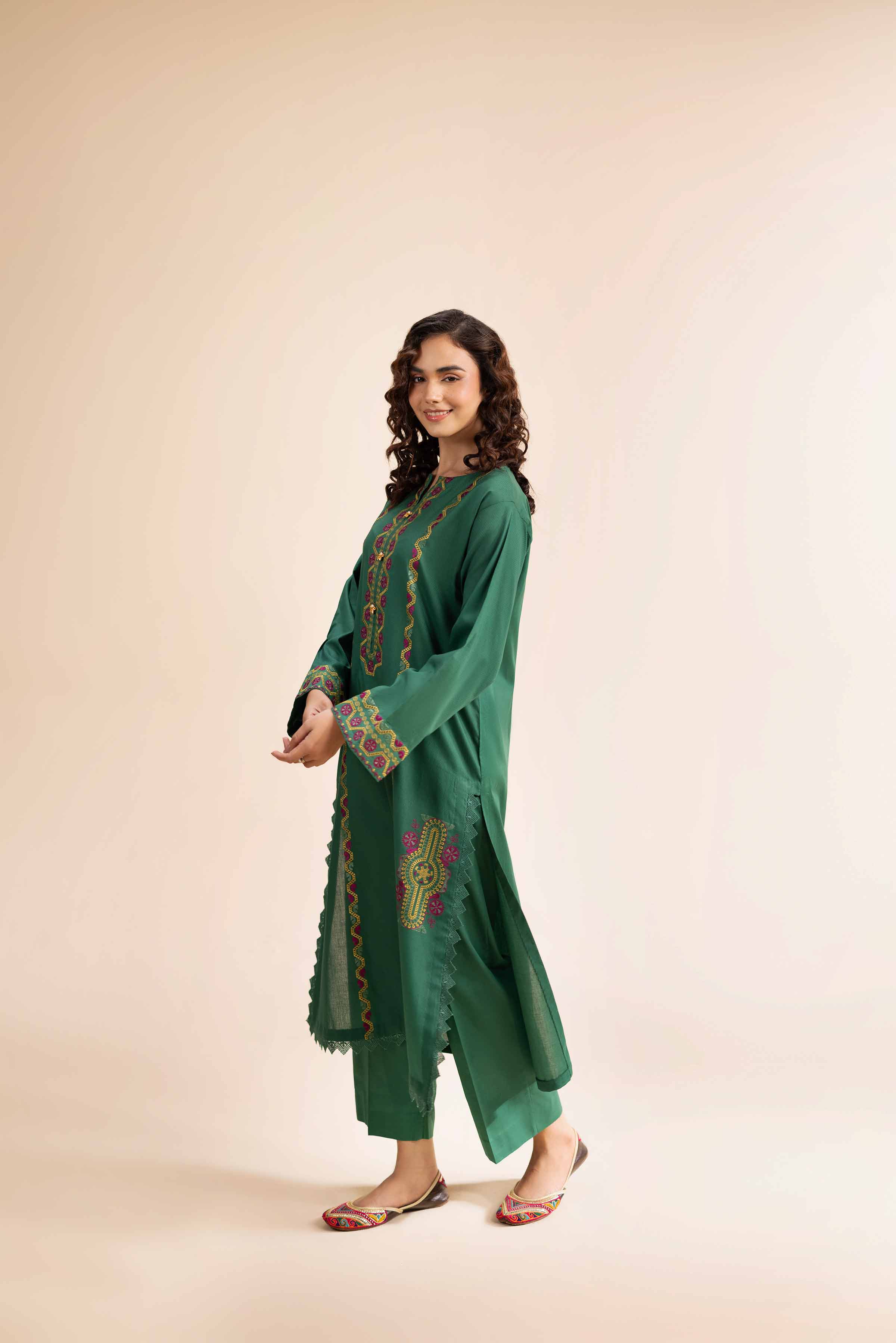 2 Piece - Dyed Embroidered Suit - 42501002