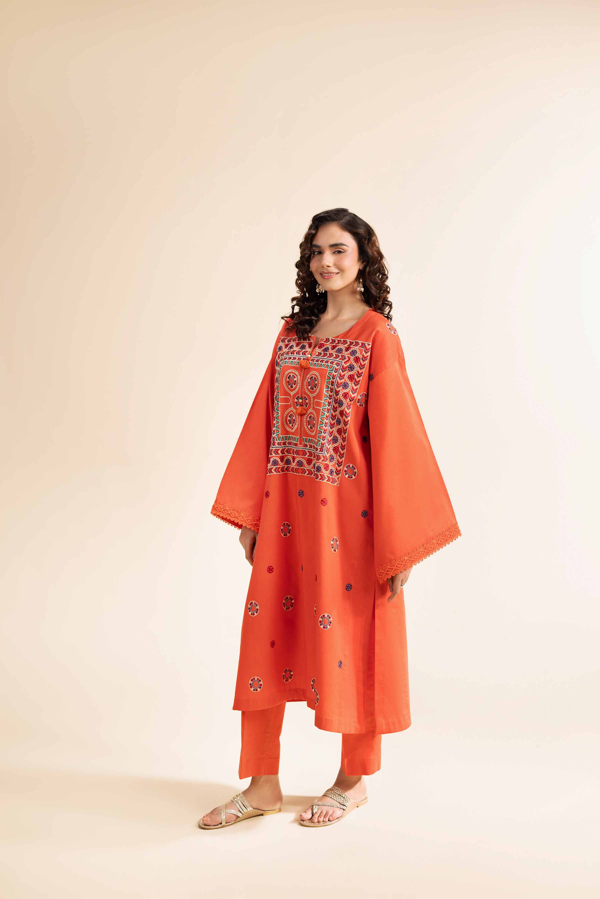 2 Piece - Dyed Embroidered Suit - 42501003