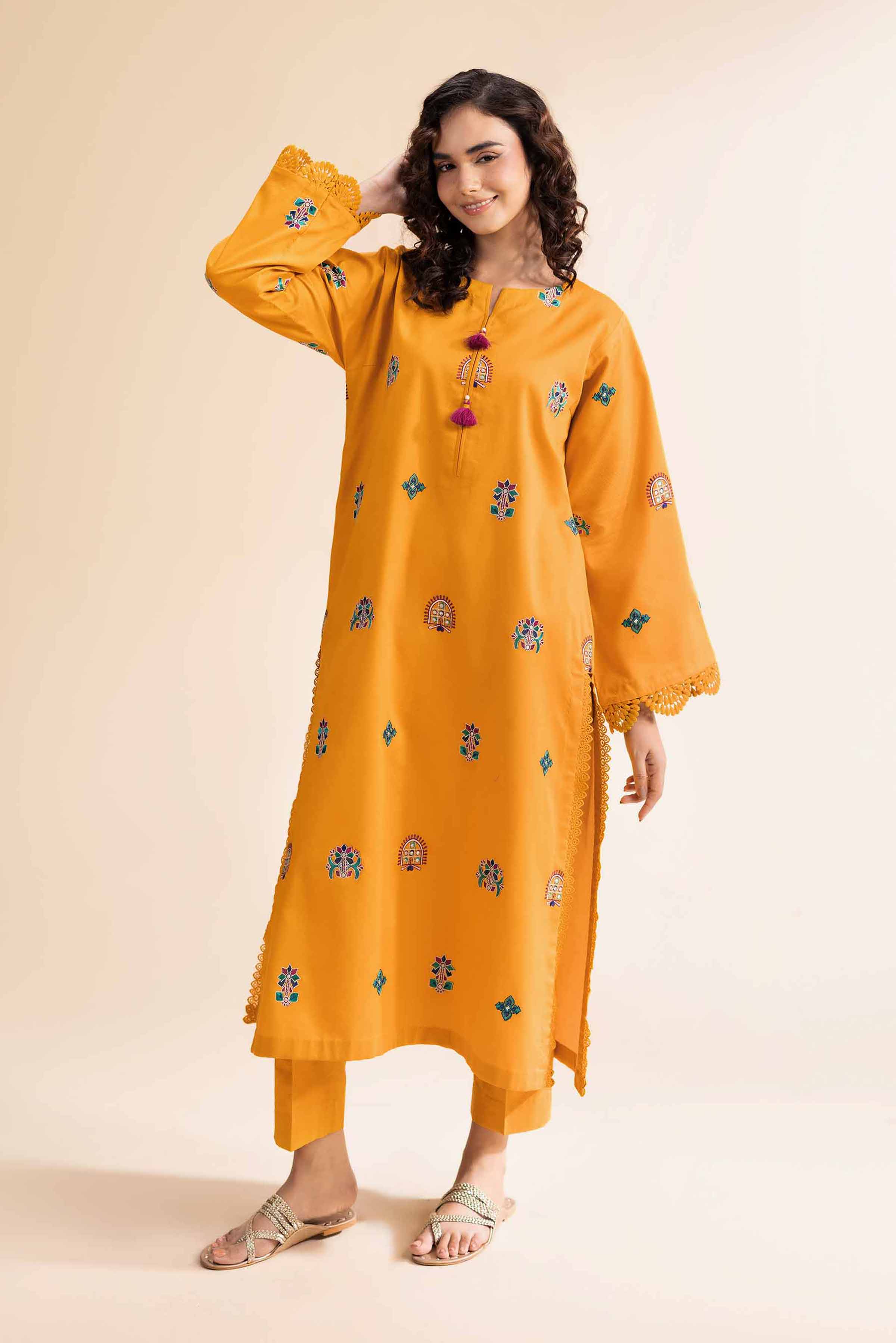 2 Piece - Dyed Embroidered Suit - 42501004
