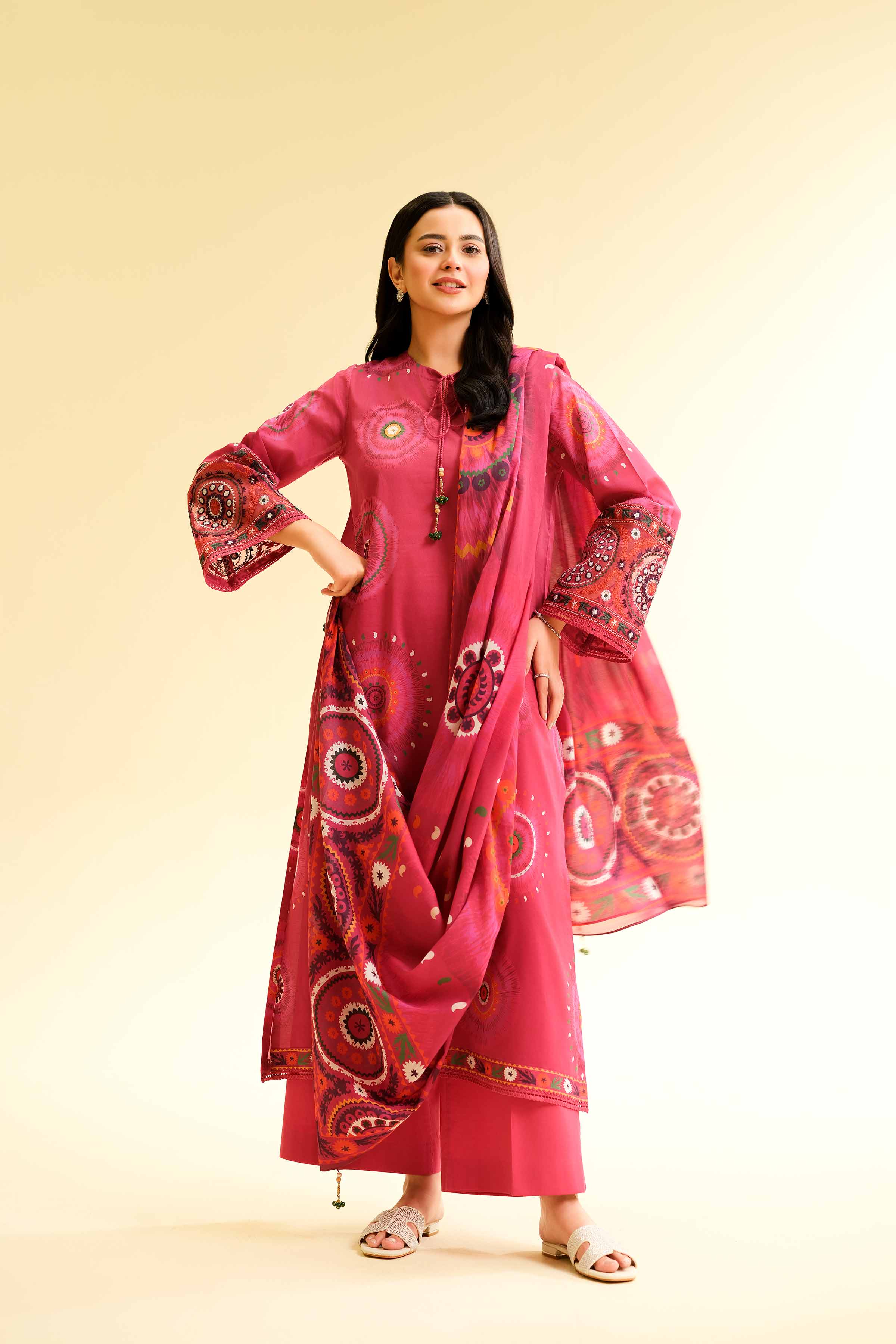 2 Piece - Printed Embroidered Suit - 42501156