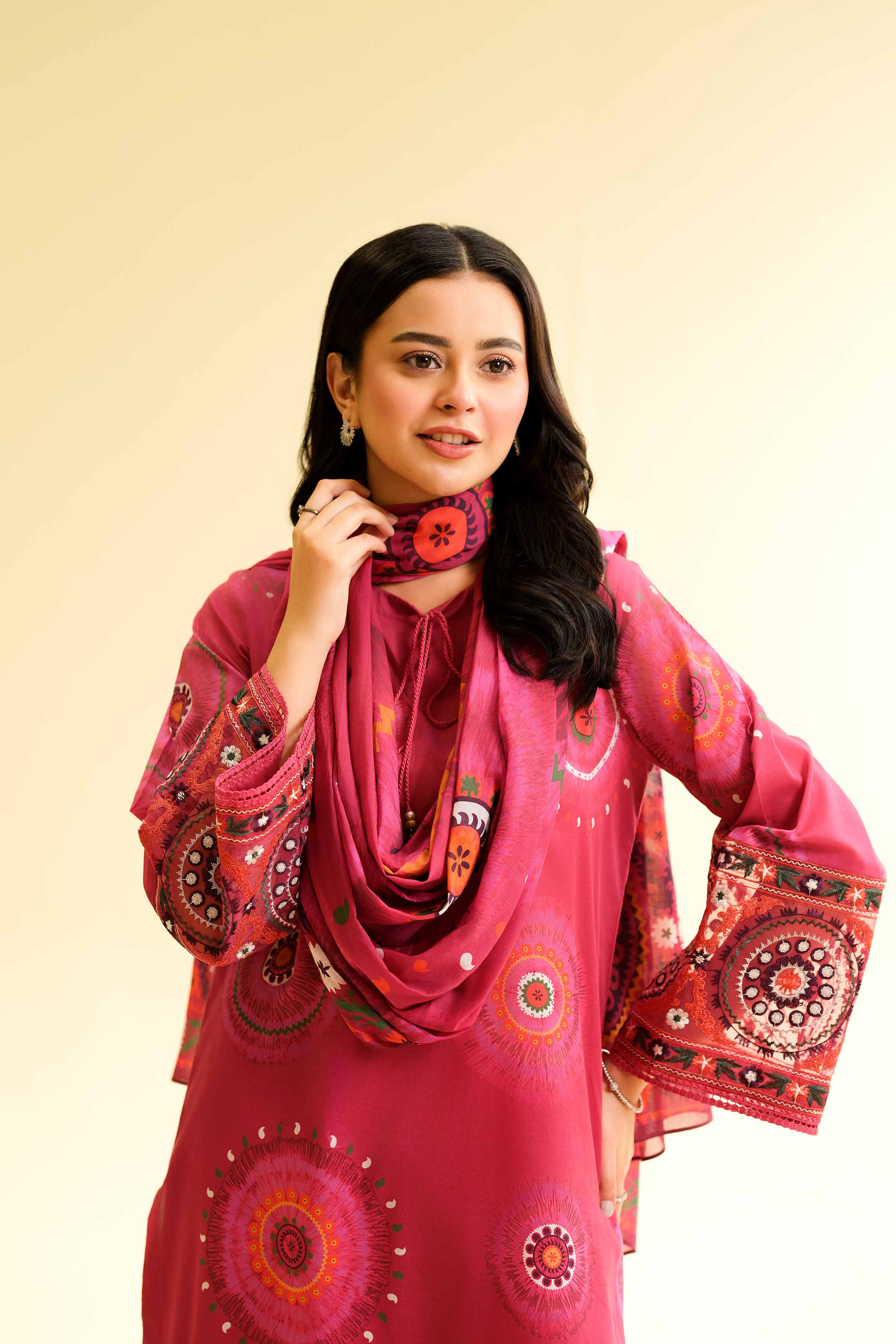 2 Piece - Printed Embroidered Suit - 42501156