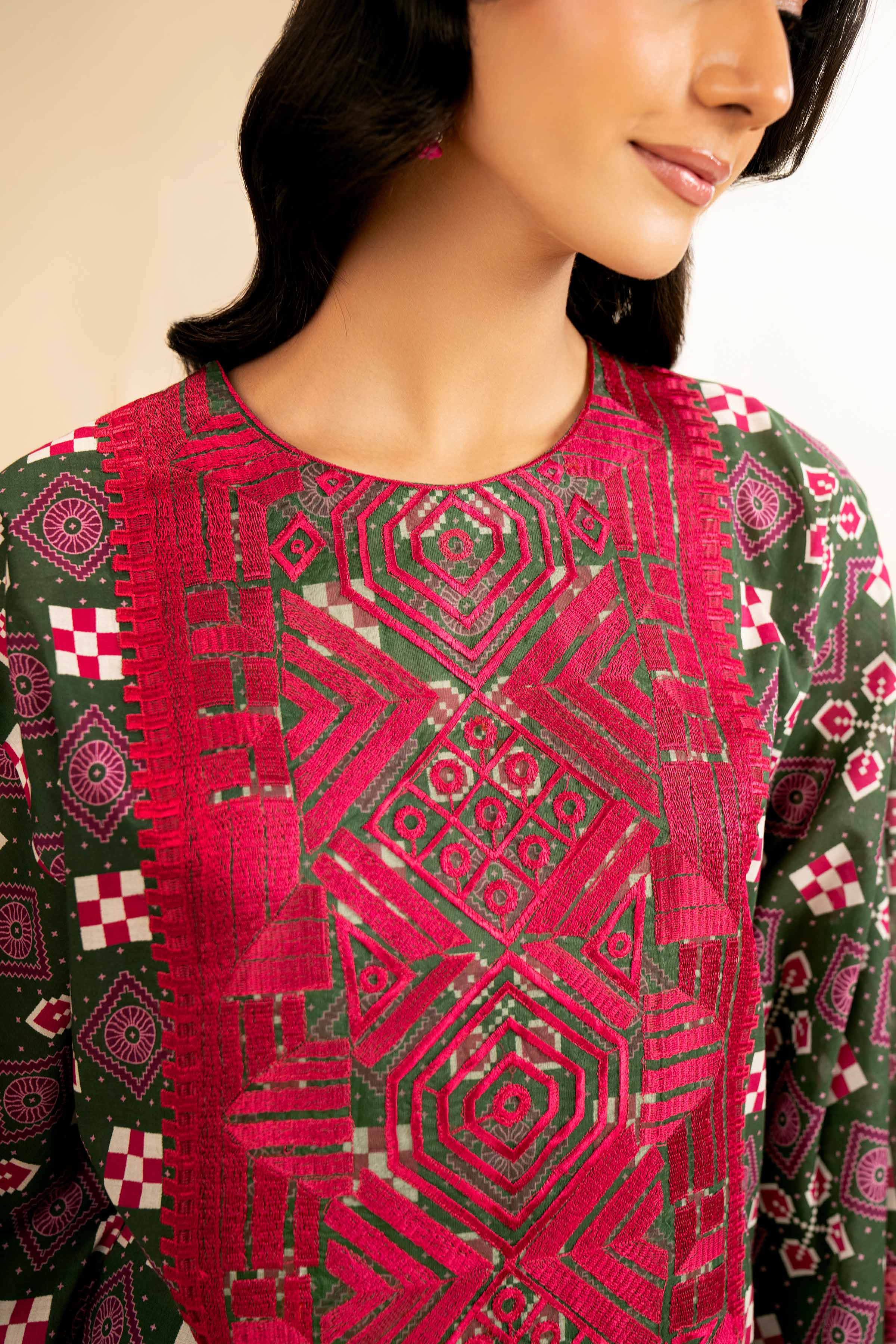 2 Piece - Printed Embroidered Suit - 42501158